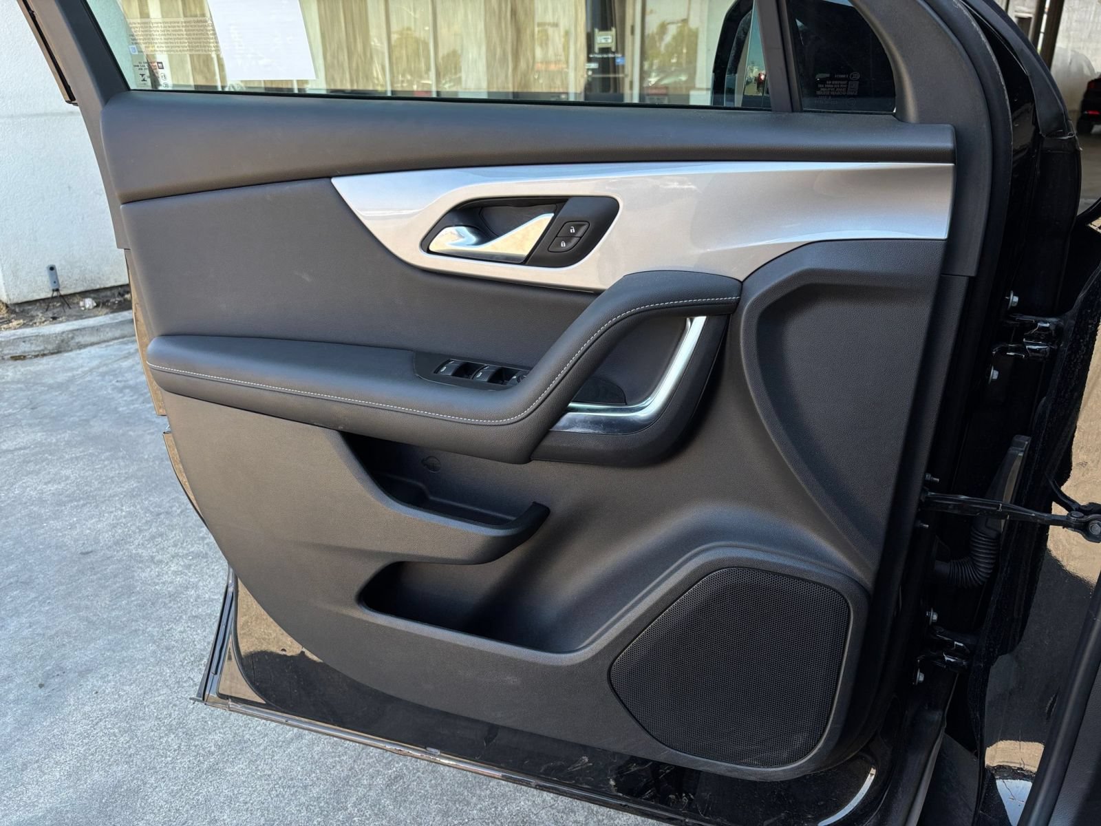Thumbnail: 2026 Chevrolet Blazer - 18