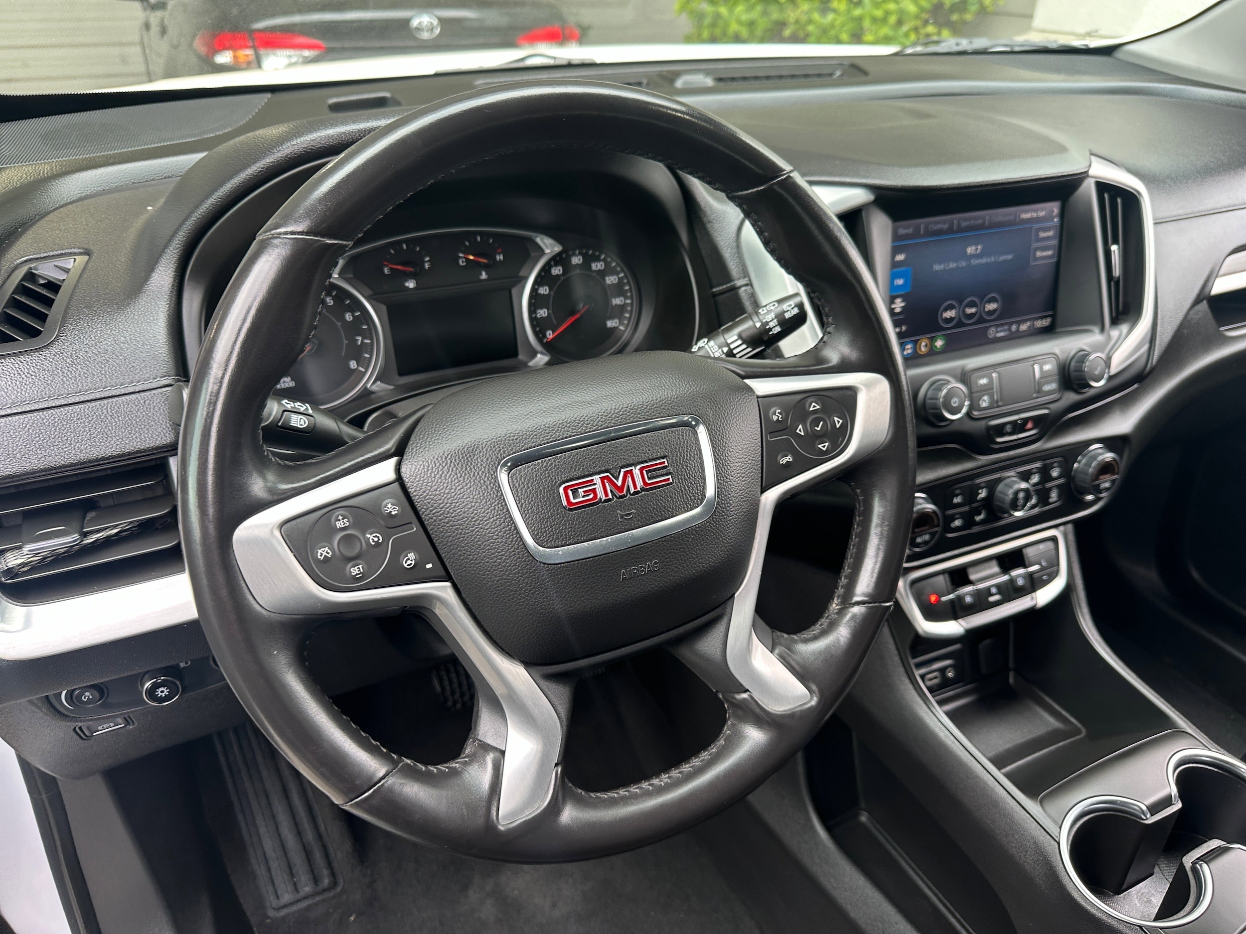 2022 GMC Terrain SLT 28