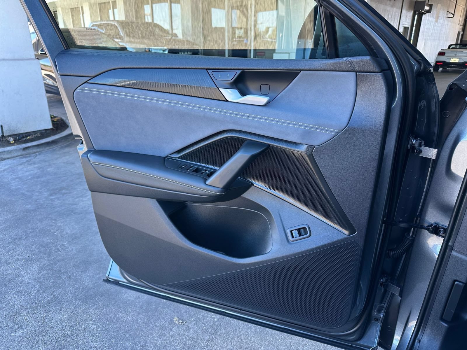 Thumbnail: 2026 Volkswagen Tiguan - 18