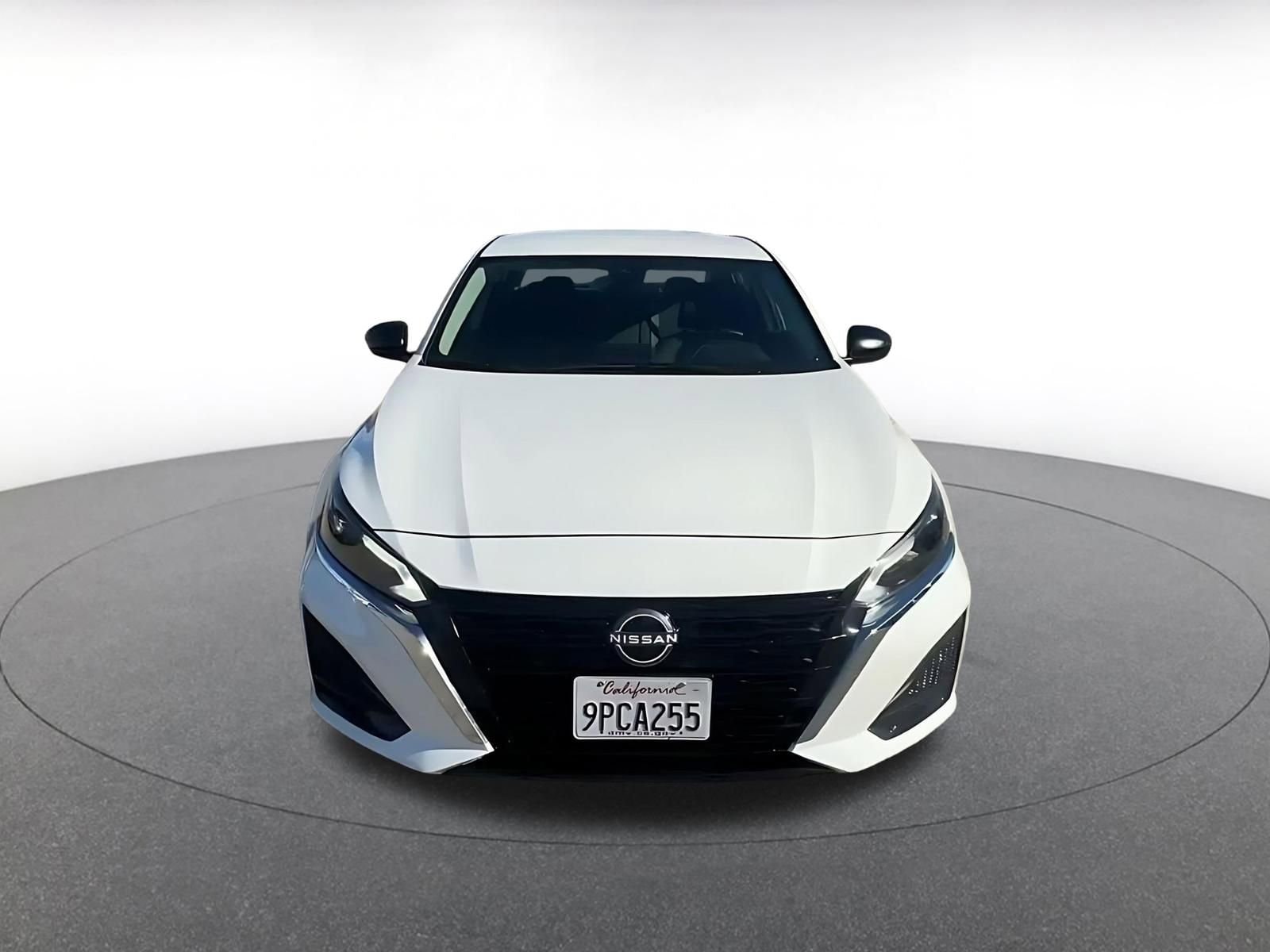 Thumbnail: 2025 Nissan Altima - 4