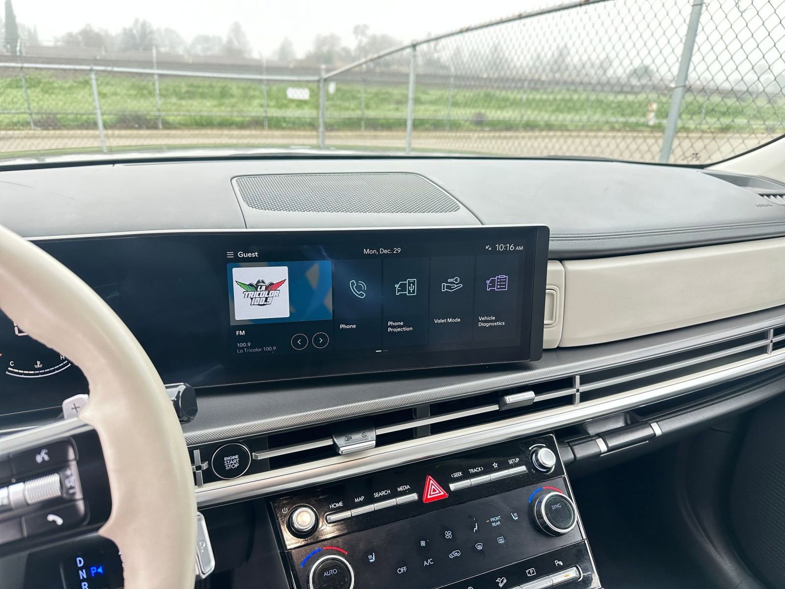 Thumbnail: 2025 Hyundai Santa Fe - 22