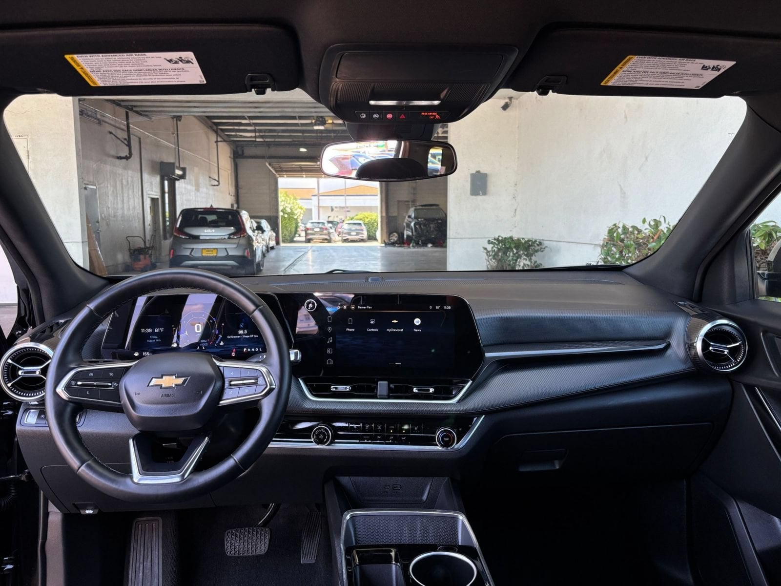 Thumbnail: 2025 Chevrolet Equinox - 32