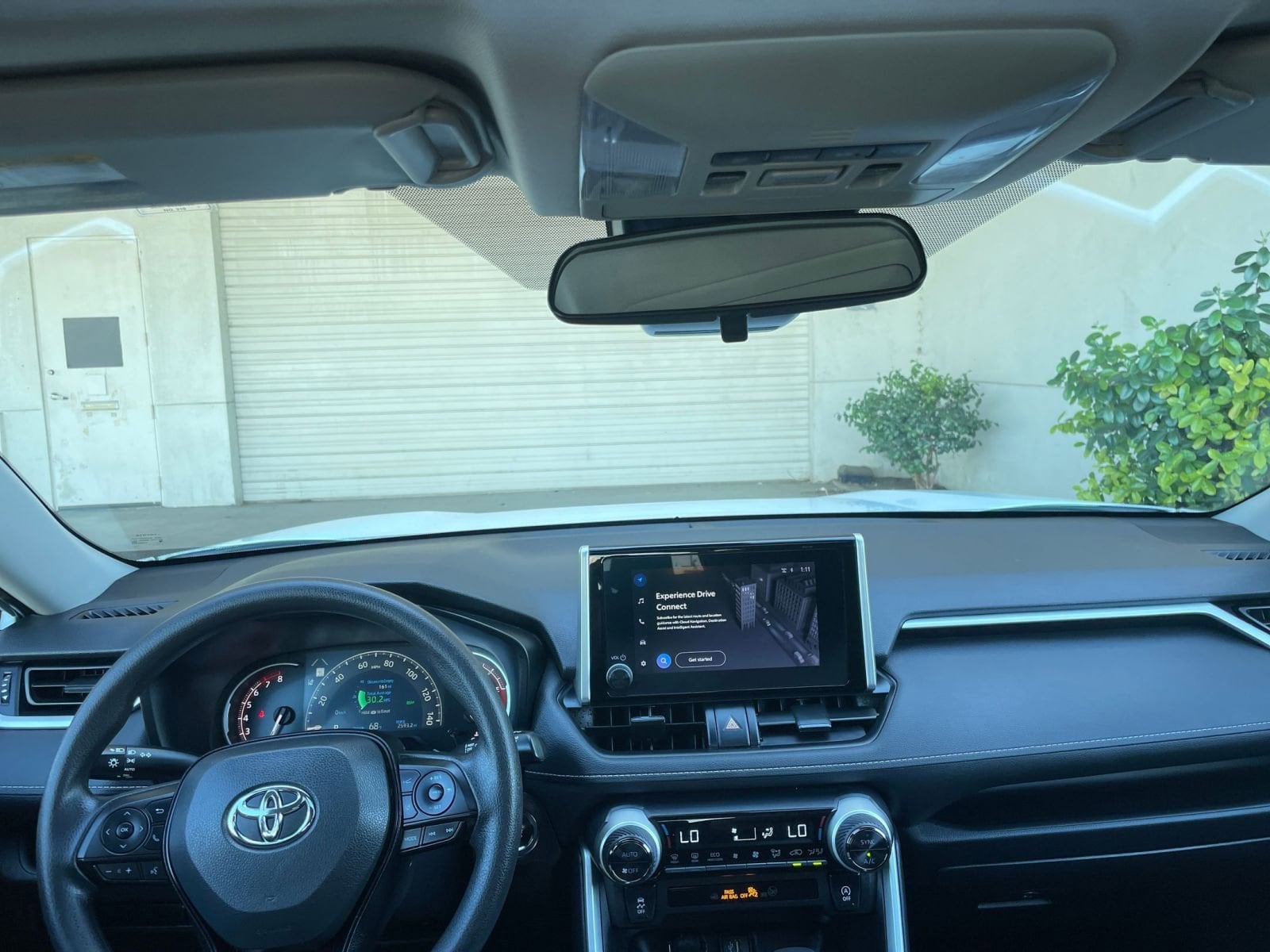 Thumbnail: 2025 Toyota RAV4 - 35