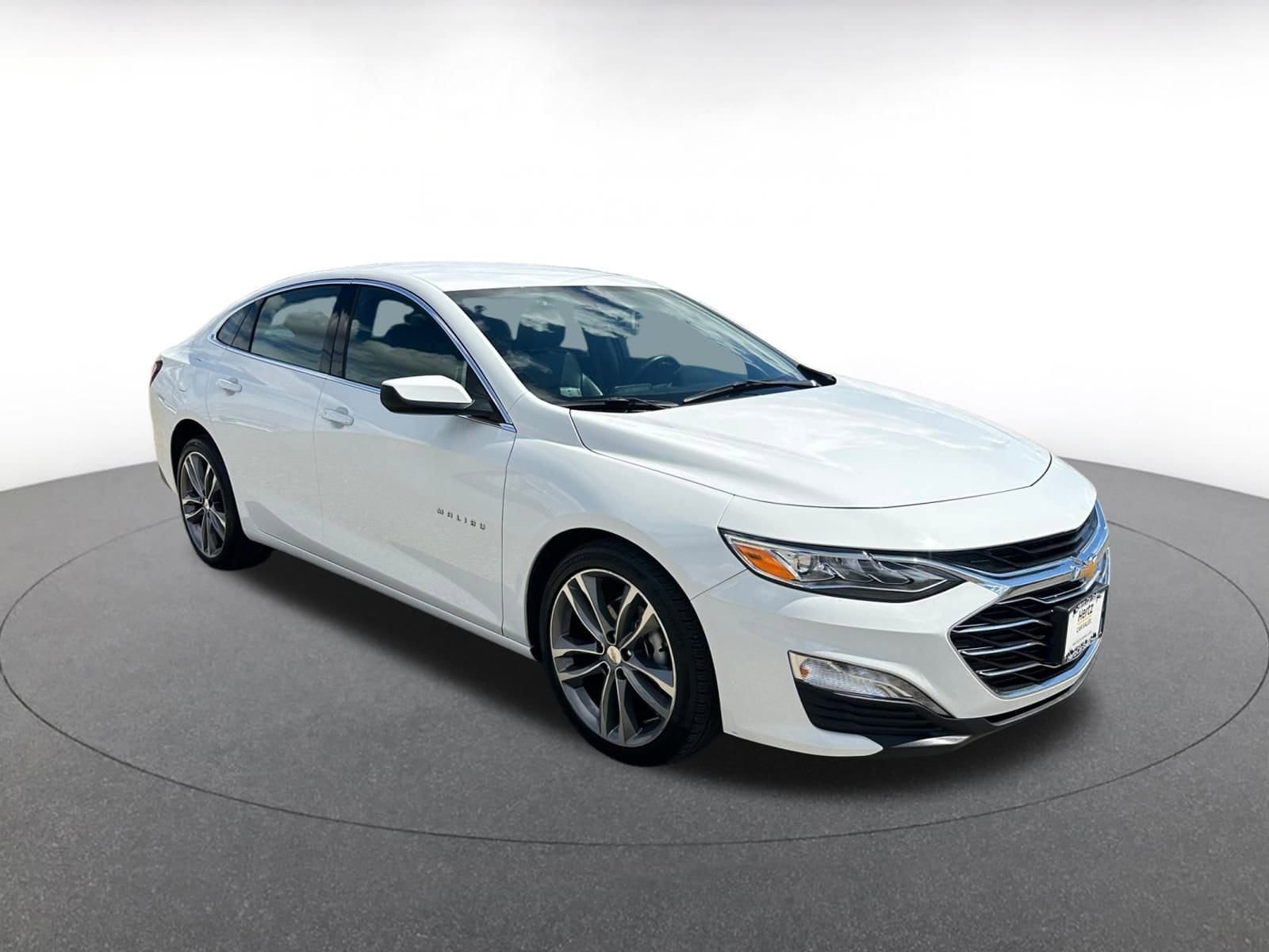 Thumbnail: 2024 Chevrolet Malibu - 1