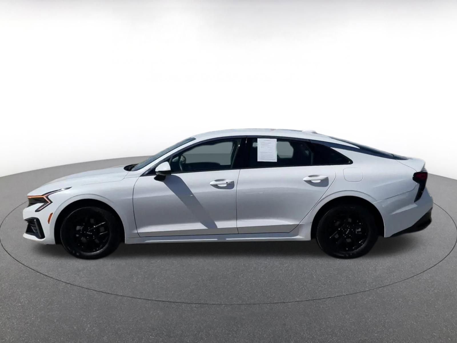 Thumbnail: 2025 Kia K5 - 9