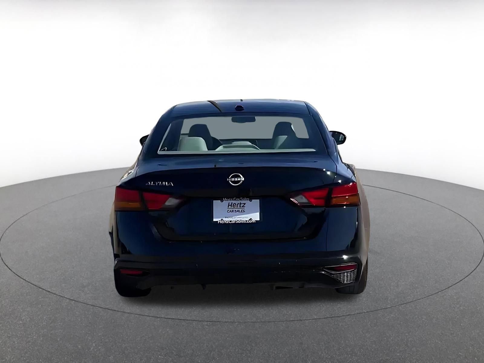 Thumbnail: 2025 Nissan Altima - 12