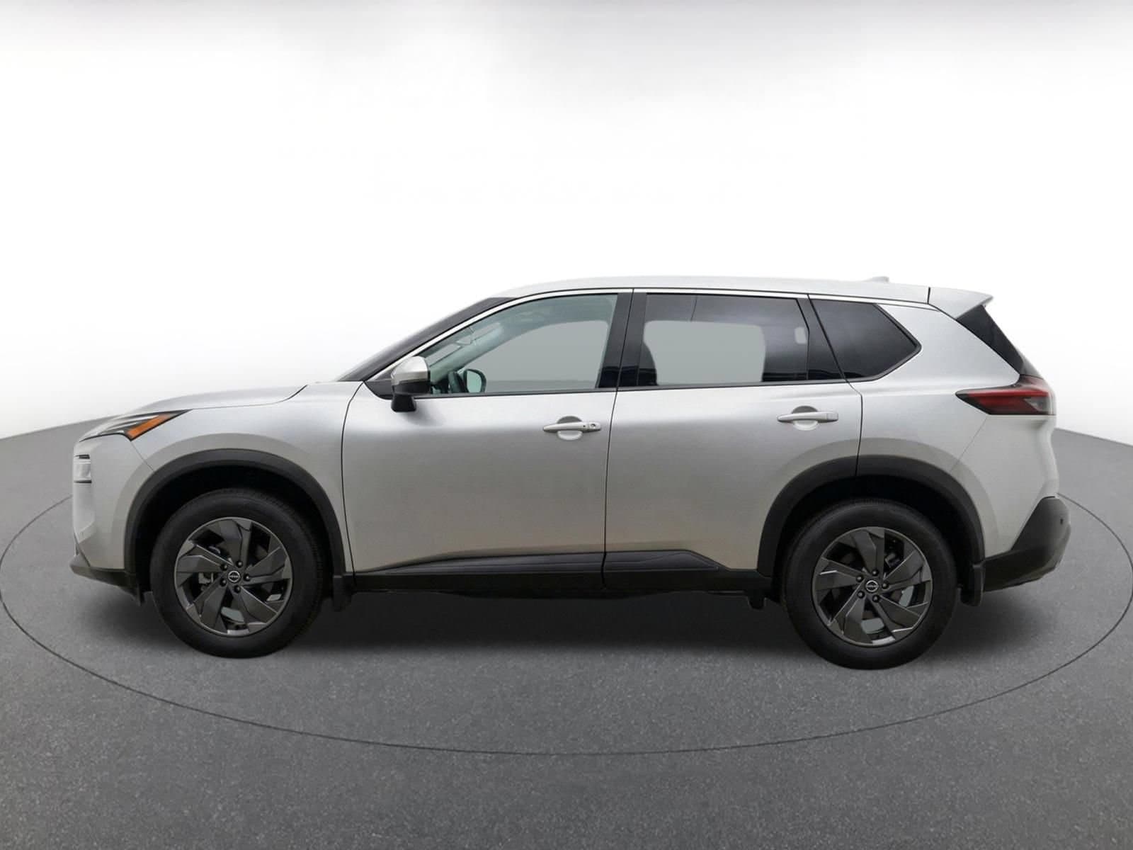 Thumbnail: 2025 Nissan Rogue - 4