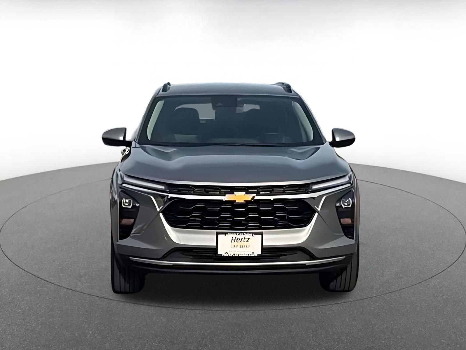 Thumbnail: 2025 Chevrolet Trax - 3