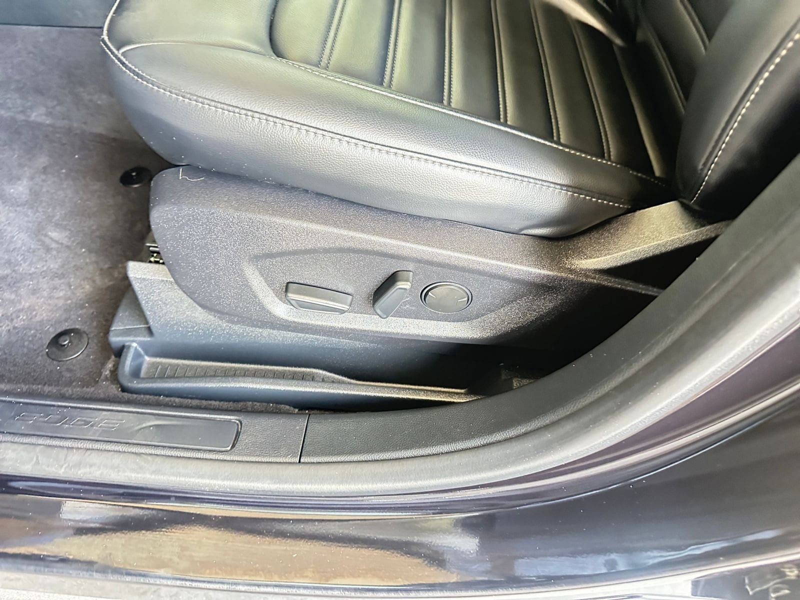 2024 Ford Edge SEL 23