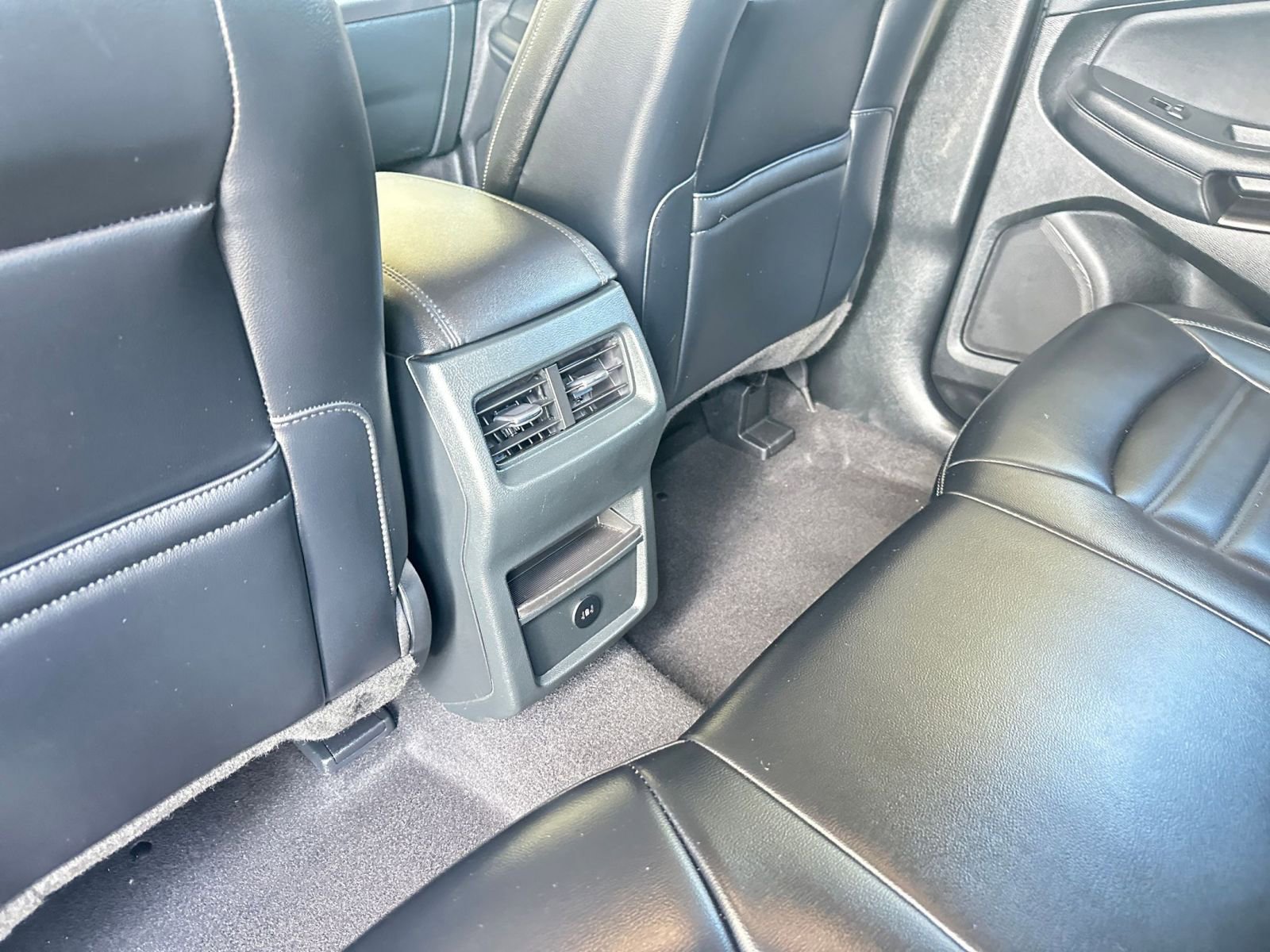 2024 Ford Edge SEL 25