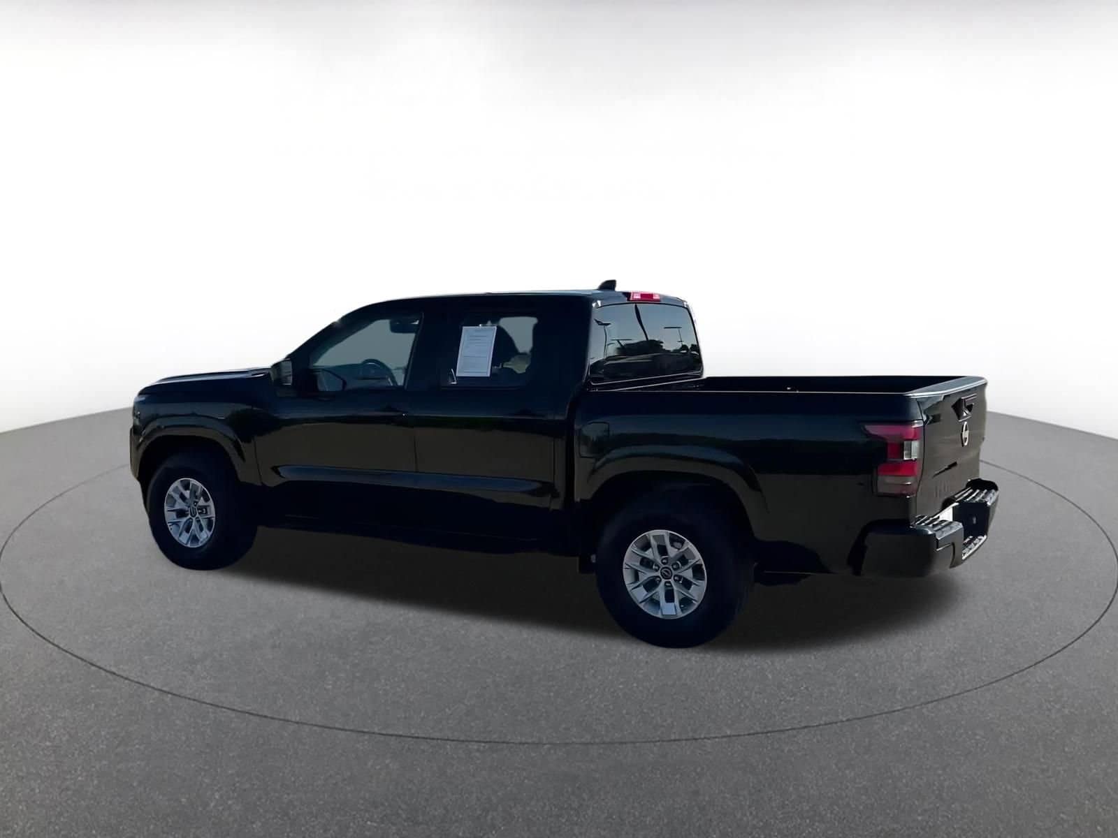 Thumbnail: 2024 Nissan Frontier - 9