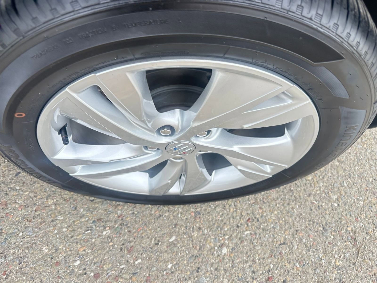 Thumbnail: 2025 Buick Encore GX - 30