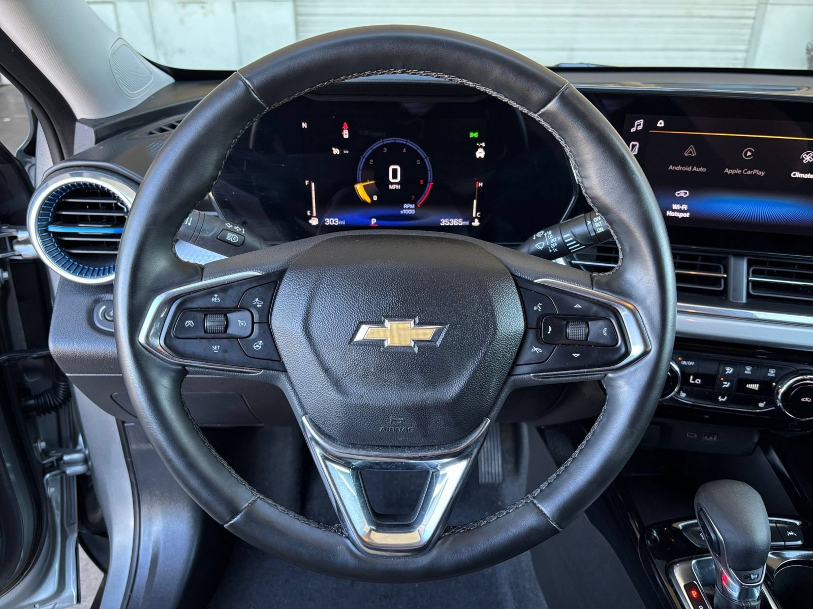 Thumbnail: 2025 Chevrolet Trax - 27