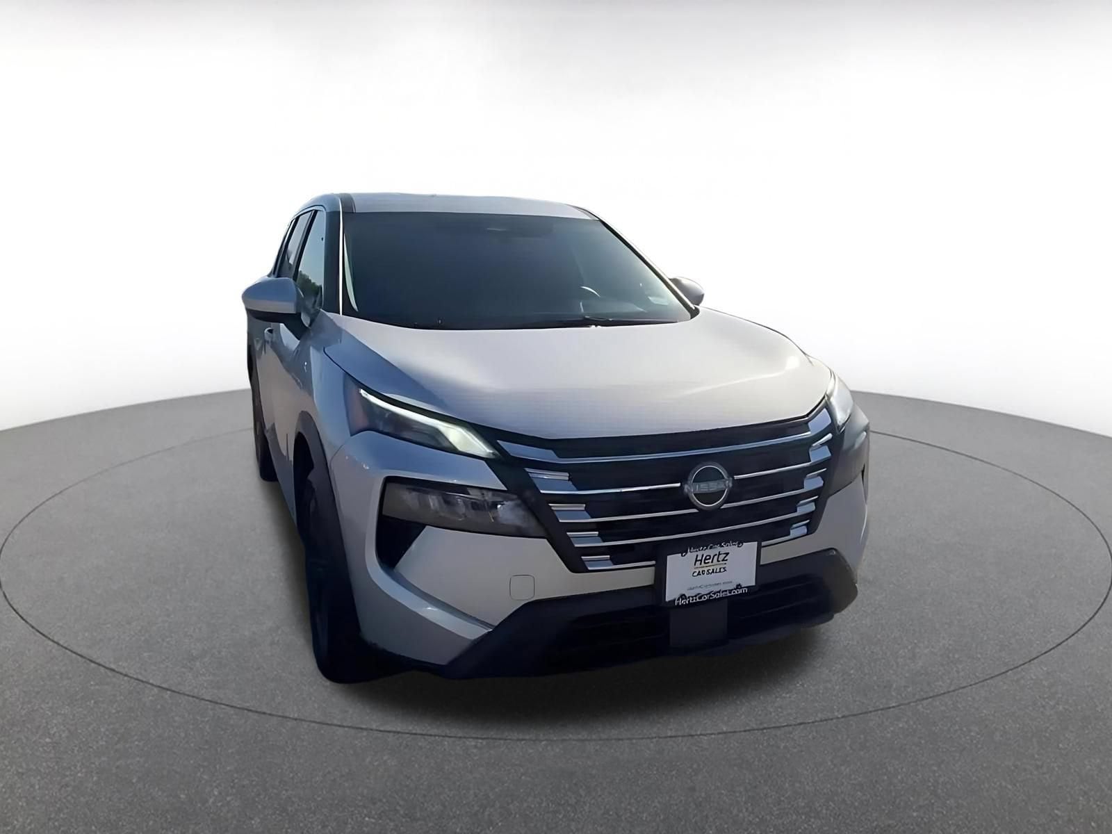 Thumbnail: 2025 Nissan Rogue - 3