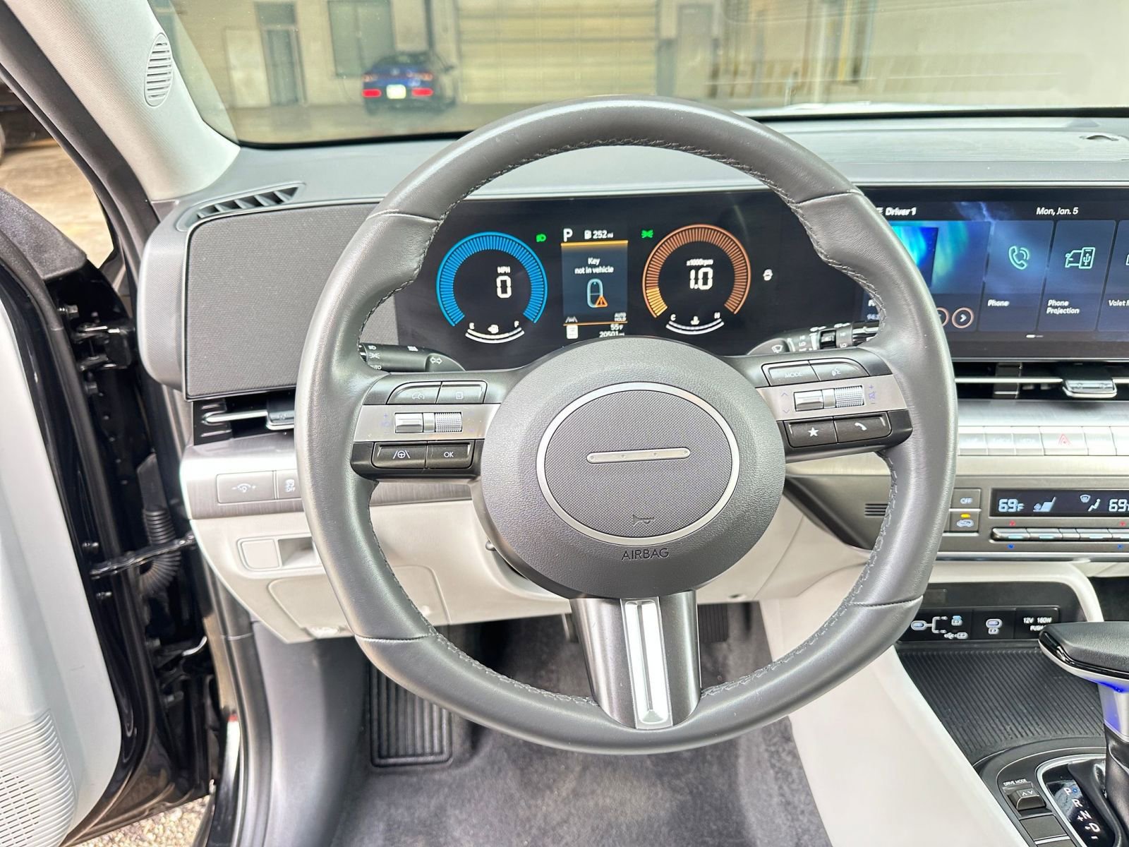 Thumbnail: 2025 Hyundai Kona - 28