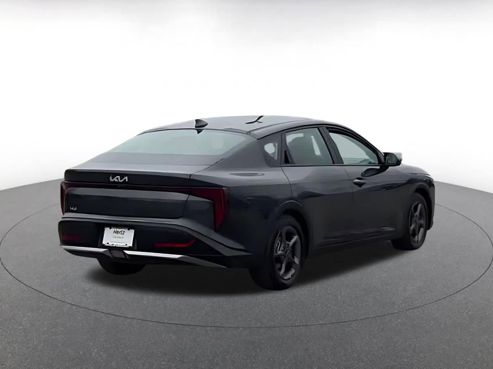 Thumbnail: 2025 Kia K4 - 1