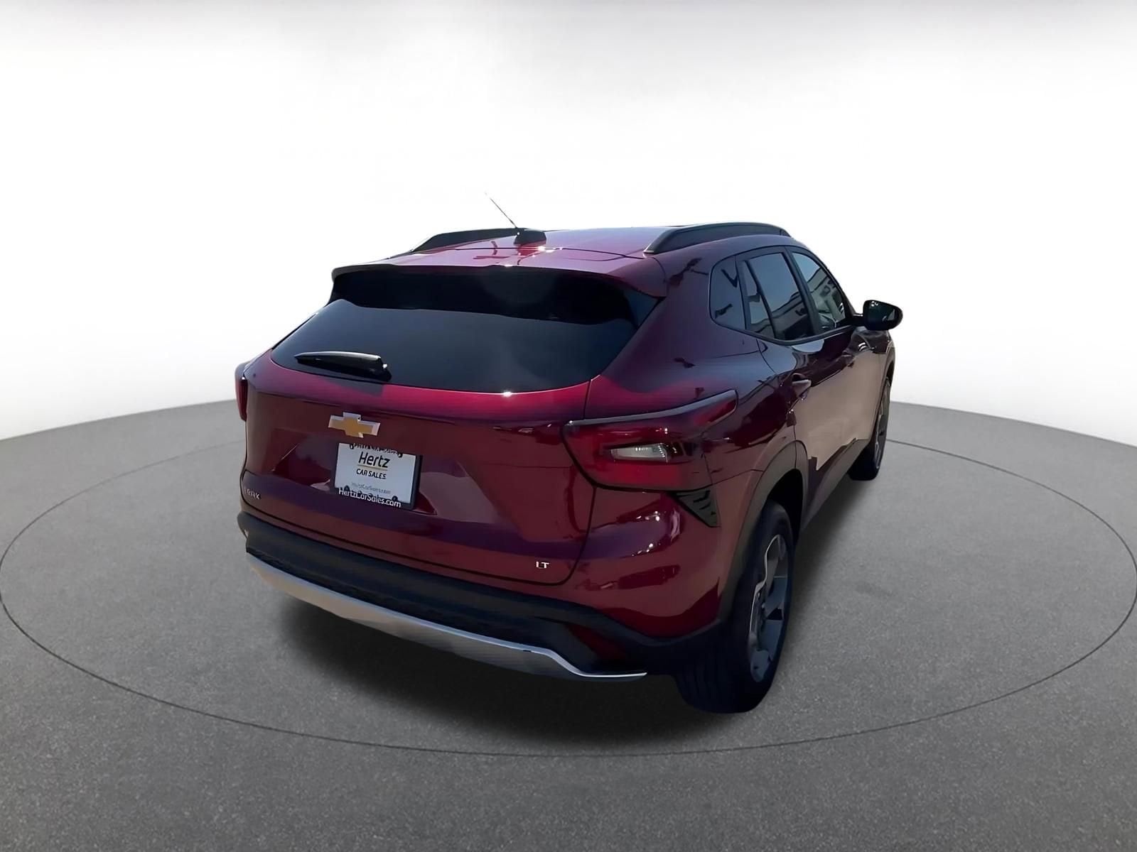 Thumbnail: 2025 Chevrolet Trax - 14