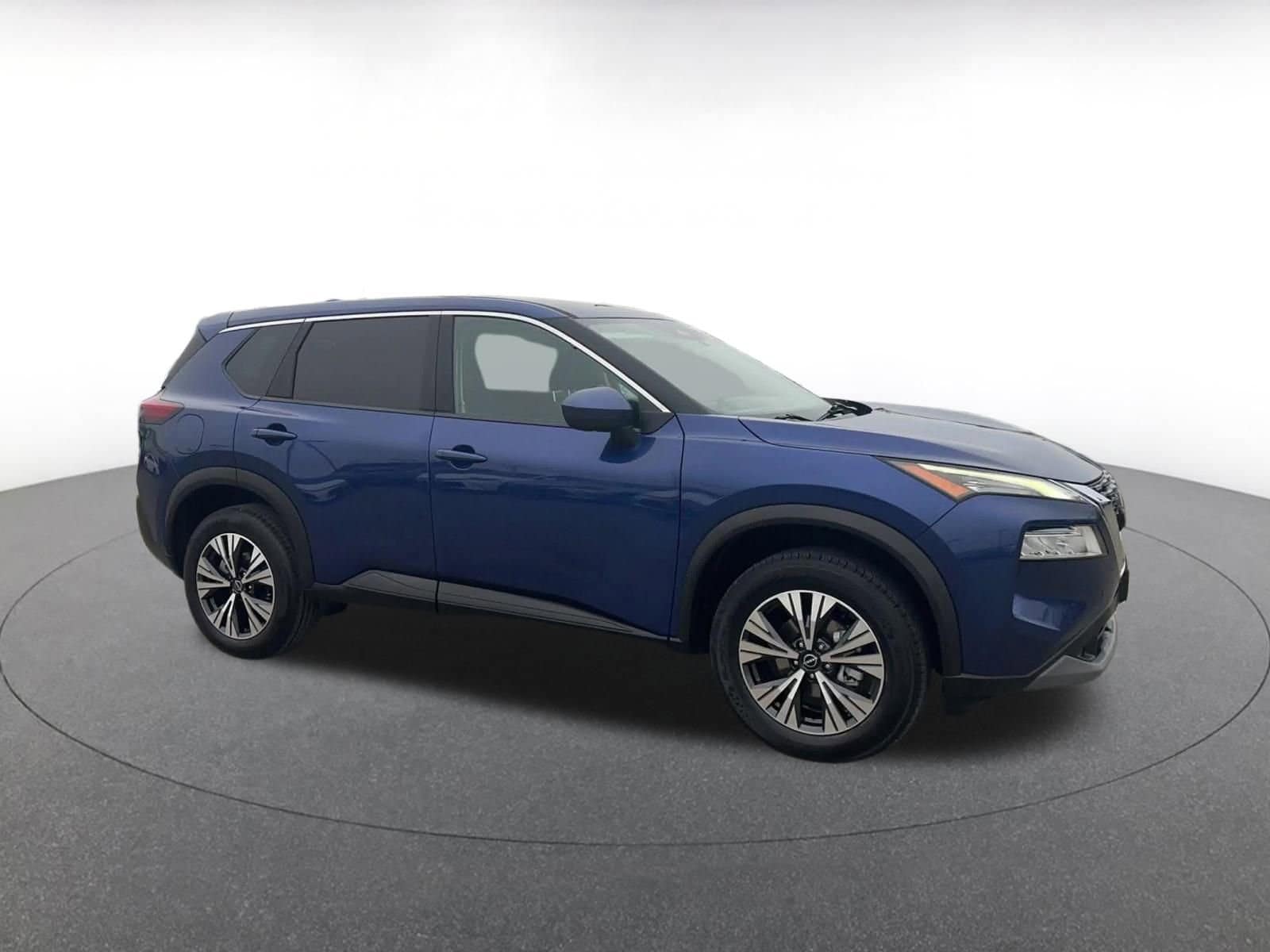 Thumbnail: 2023 Nissan Rogue - 2