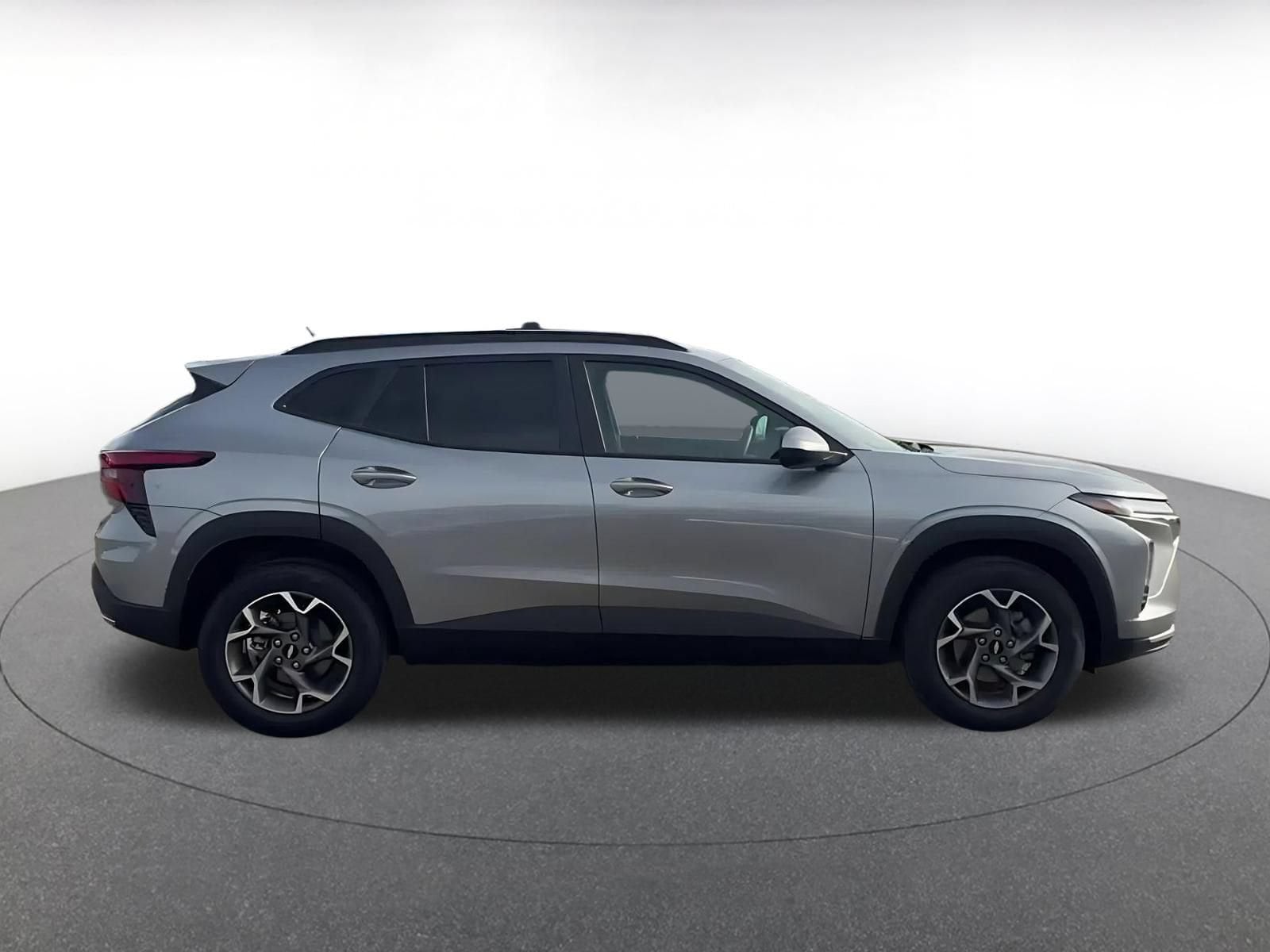 Thumbnail: 2025 Chevrolet Trax - 16