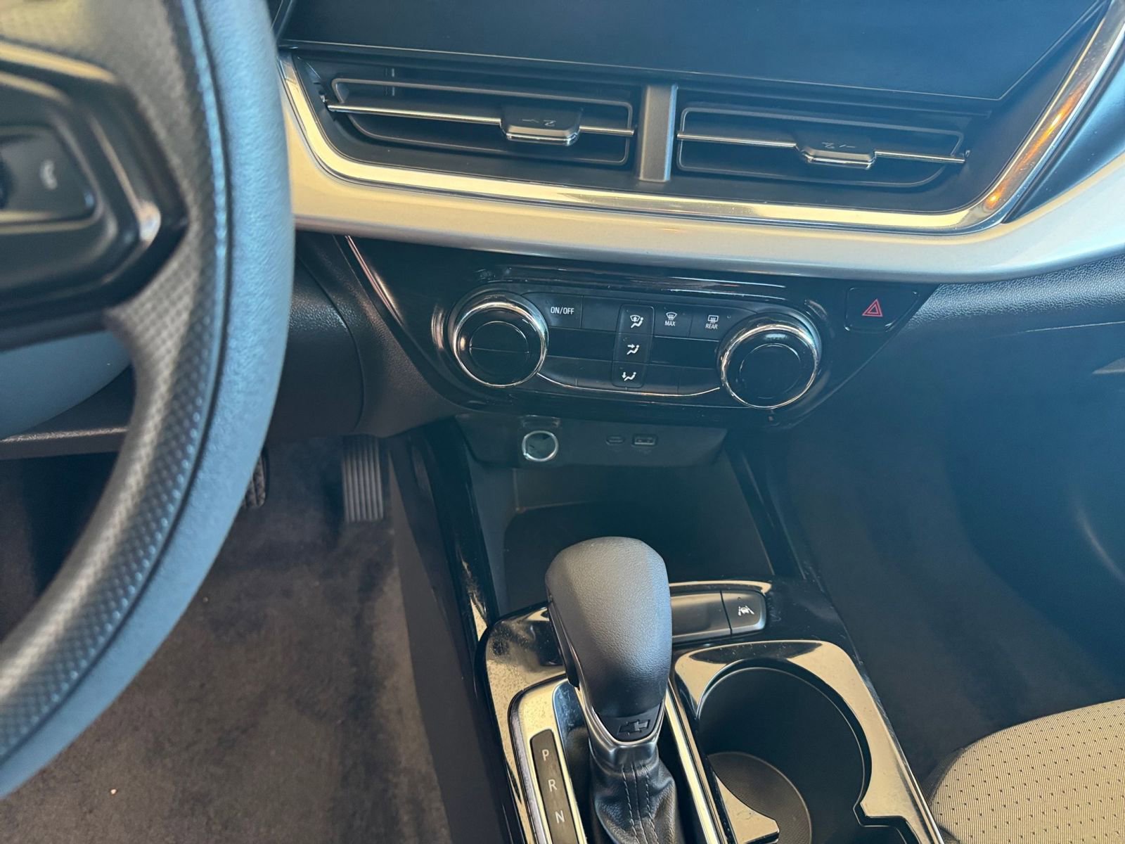 Thumbnail: 2025 Chevrolet Trax - 17