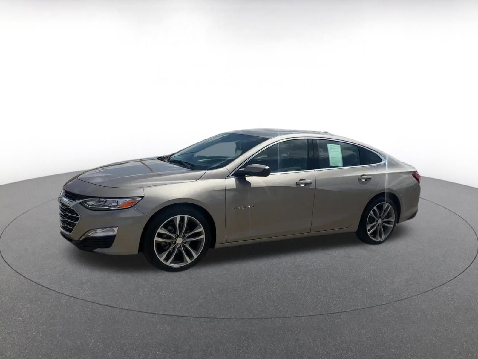 Thumbnail: 2024 Chevrolet Malibu - 7