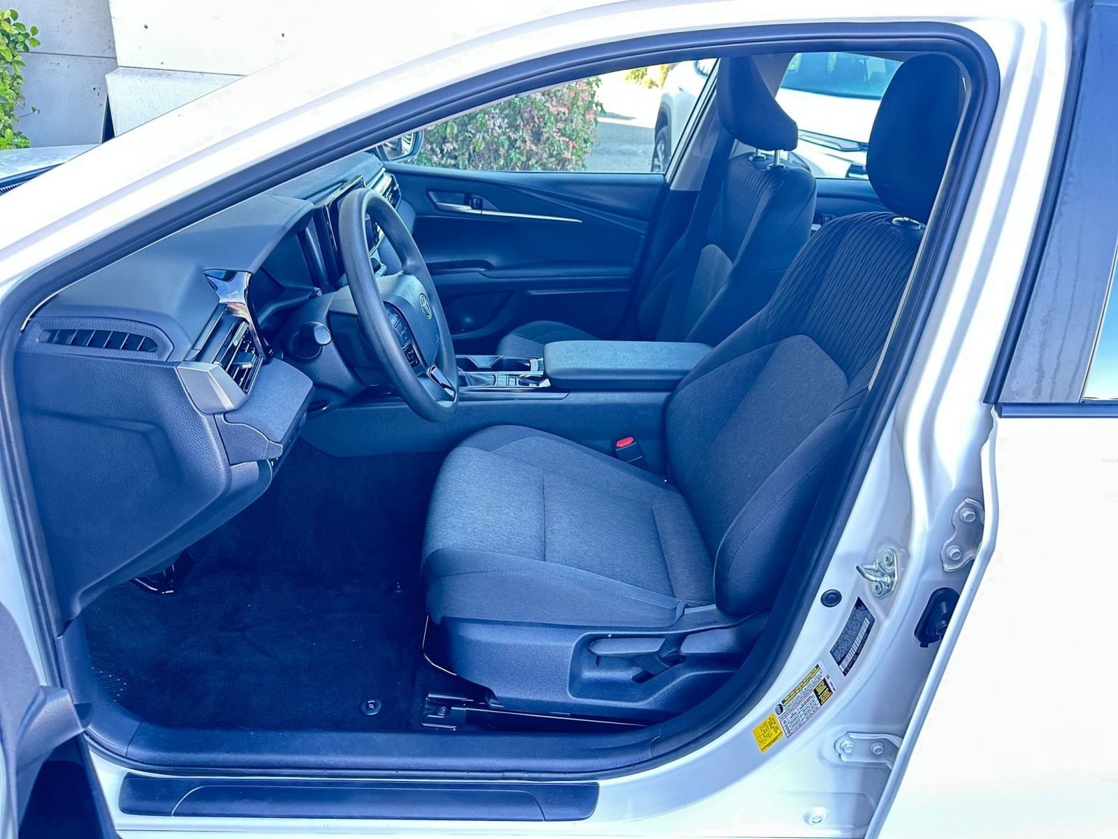 Thumbnail: 2025 Toyota Camry - 27