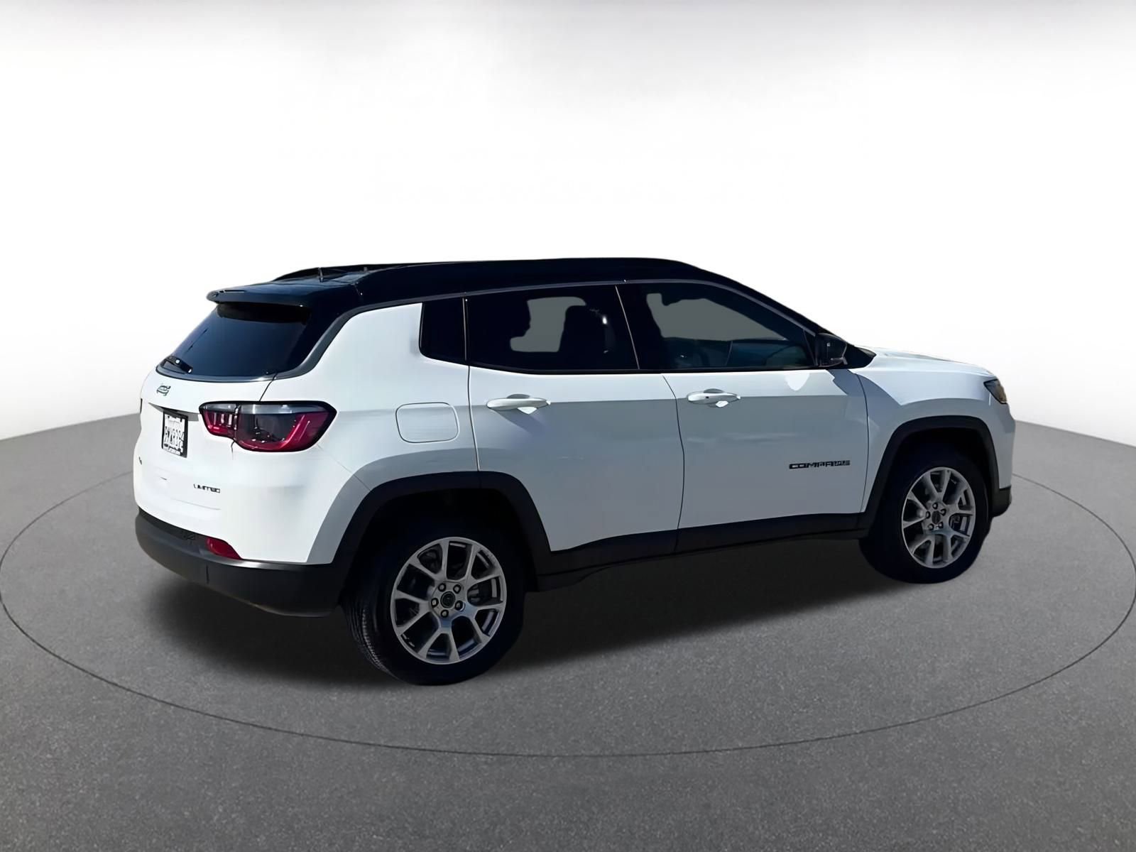 Thumbnail: 2025 Jeep Compass - 15