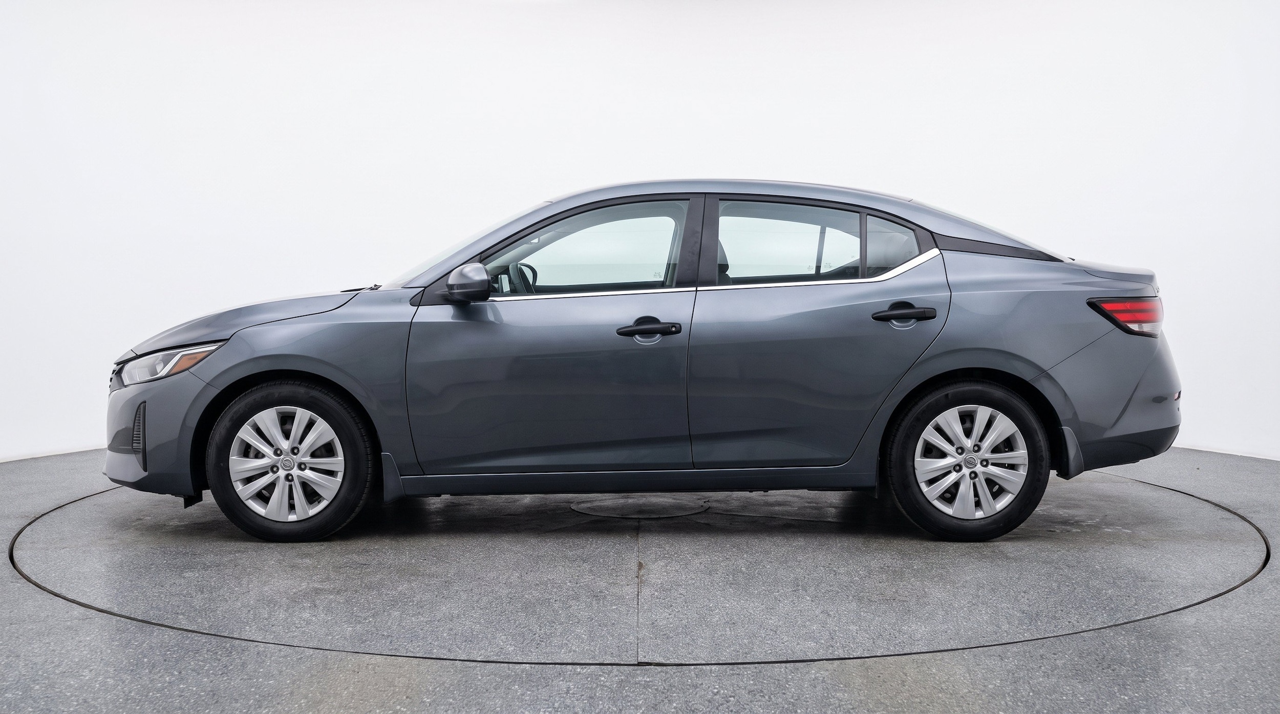 Thumbnail: 2025 Nissan Sentra - 5
