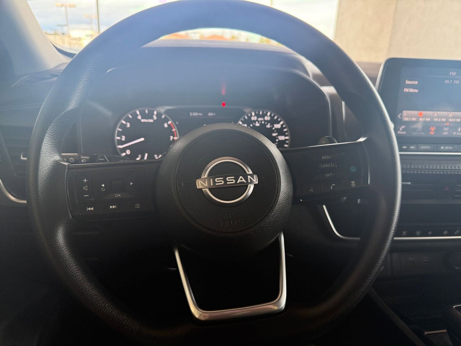 Thumbnail: 2023 Nissan Rogue - 29