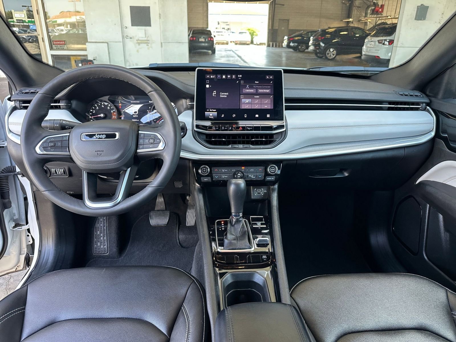 Thumbnail: 2025 Jeep Compass - 34