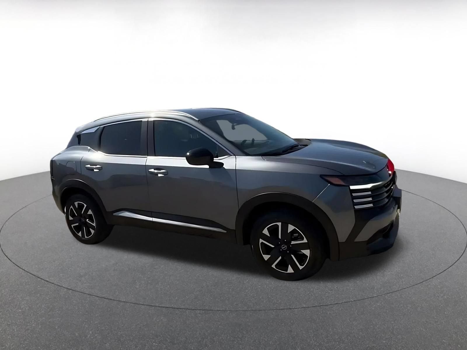 Thumbnail: 2026 Nissan Kicks - 2