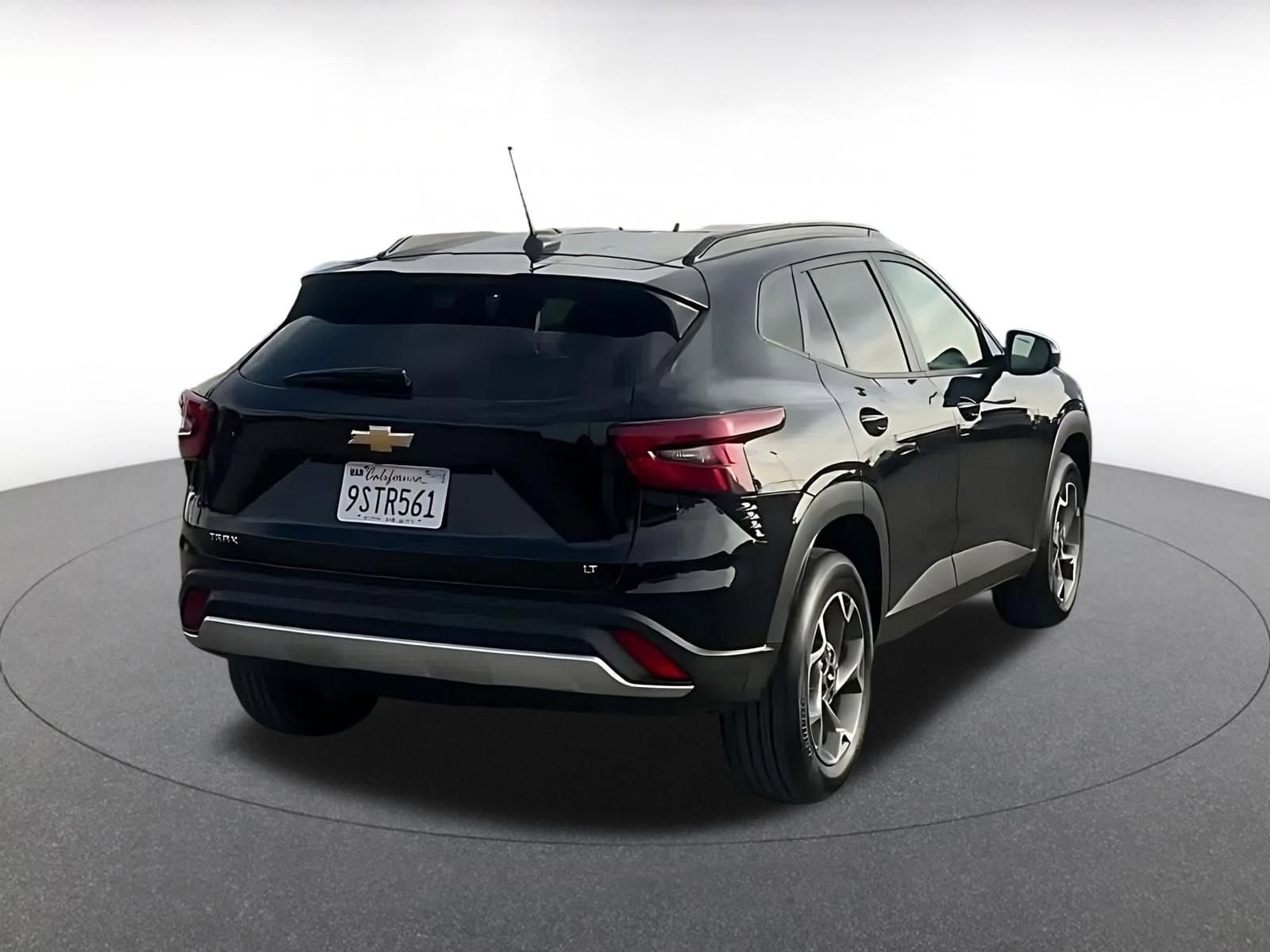 Thumbnail: 2025 Chevrolet Trax - 14