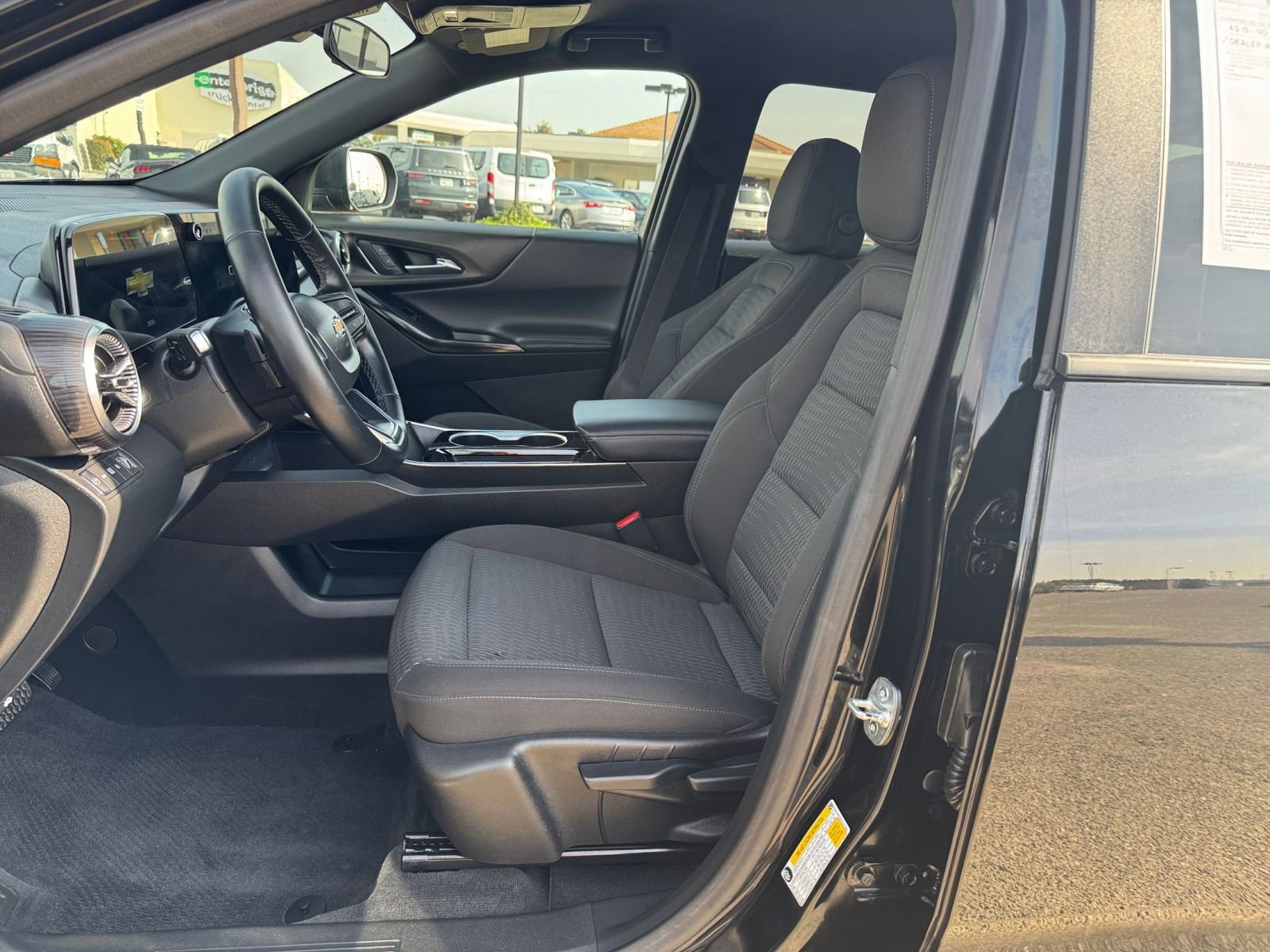 Thumbnail: 2025 Chevrolet Equinox - 27