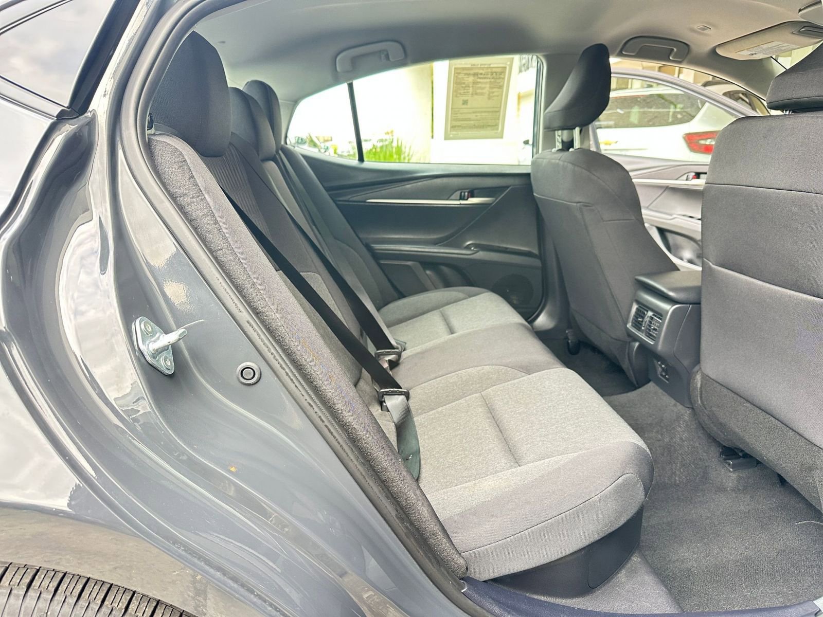 Thumbnail: 2025 Toyota Camry - 25