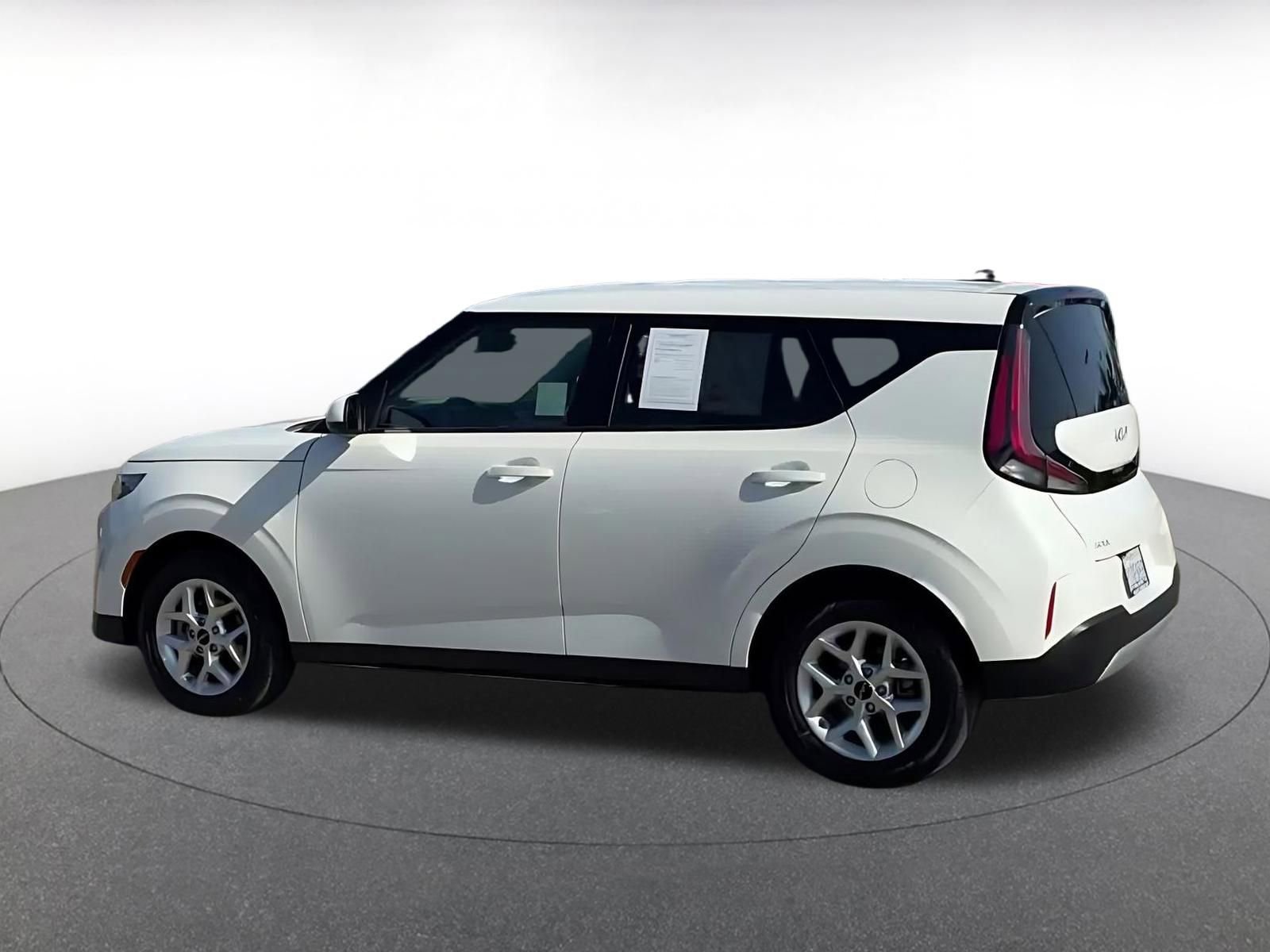 Thumbnail: 2025 Kia Soul - 10