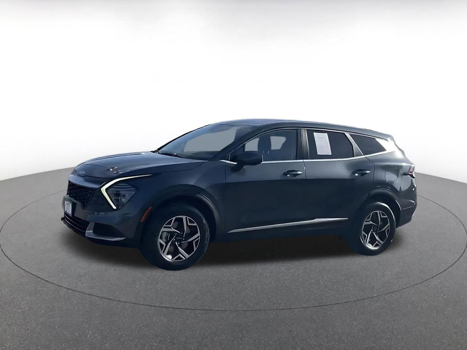 Thumbnail: 2024 Kia Sportage - 8