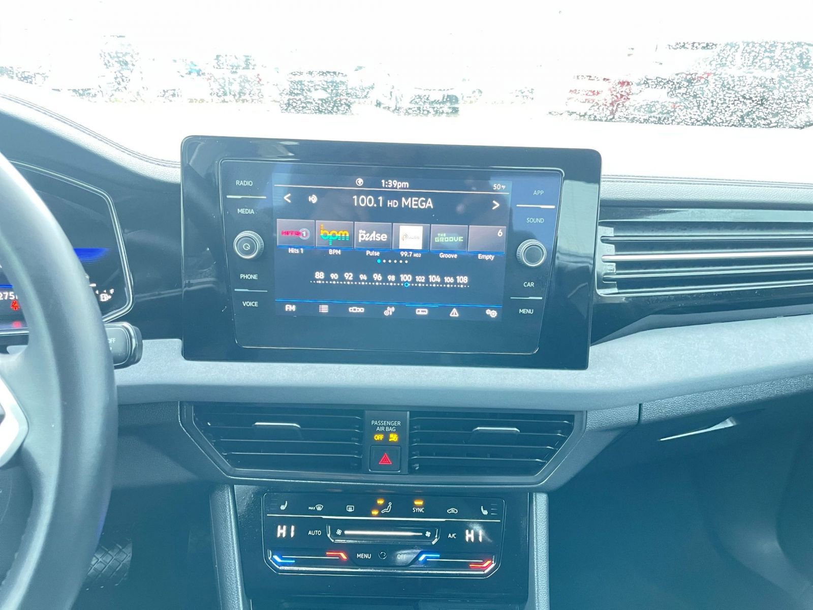 Thumbnail: 2025 Volkswagen Jetta - 18