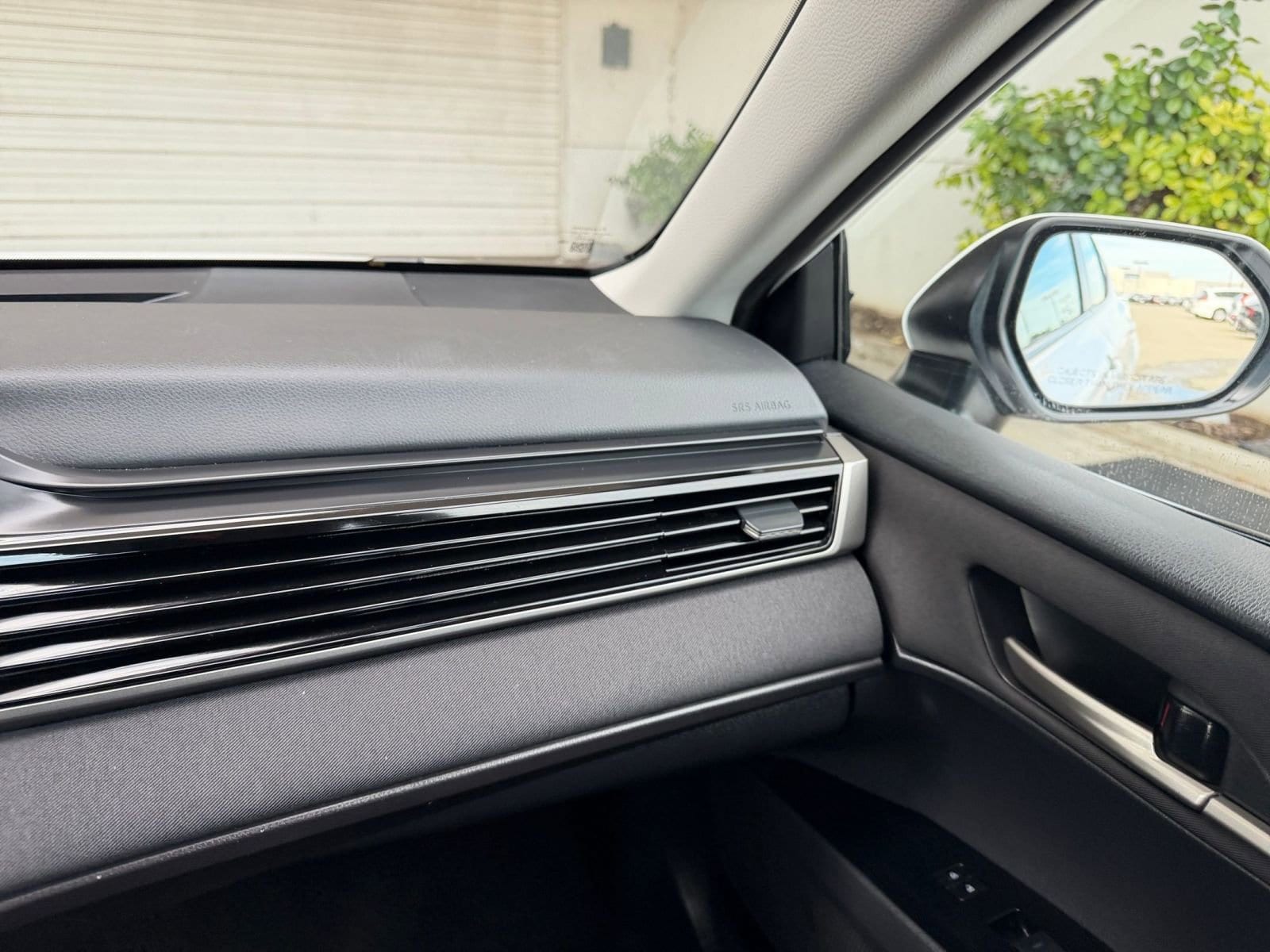 Thumbnail: 2025 Toyota Camry - 35