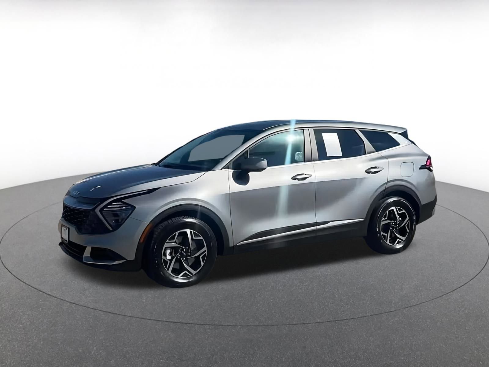 Thumbnail: 2024 Kia Sportage - 8