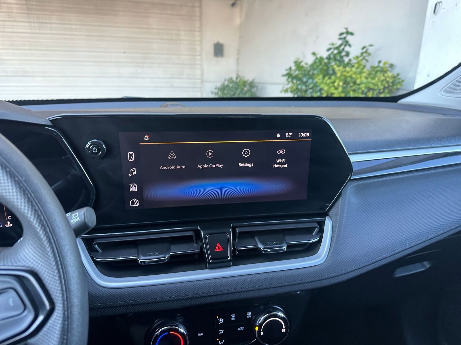 Thumbnail: 2025 Chevrolet TrailBlazer - 21