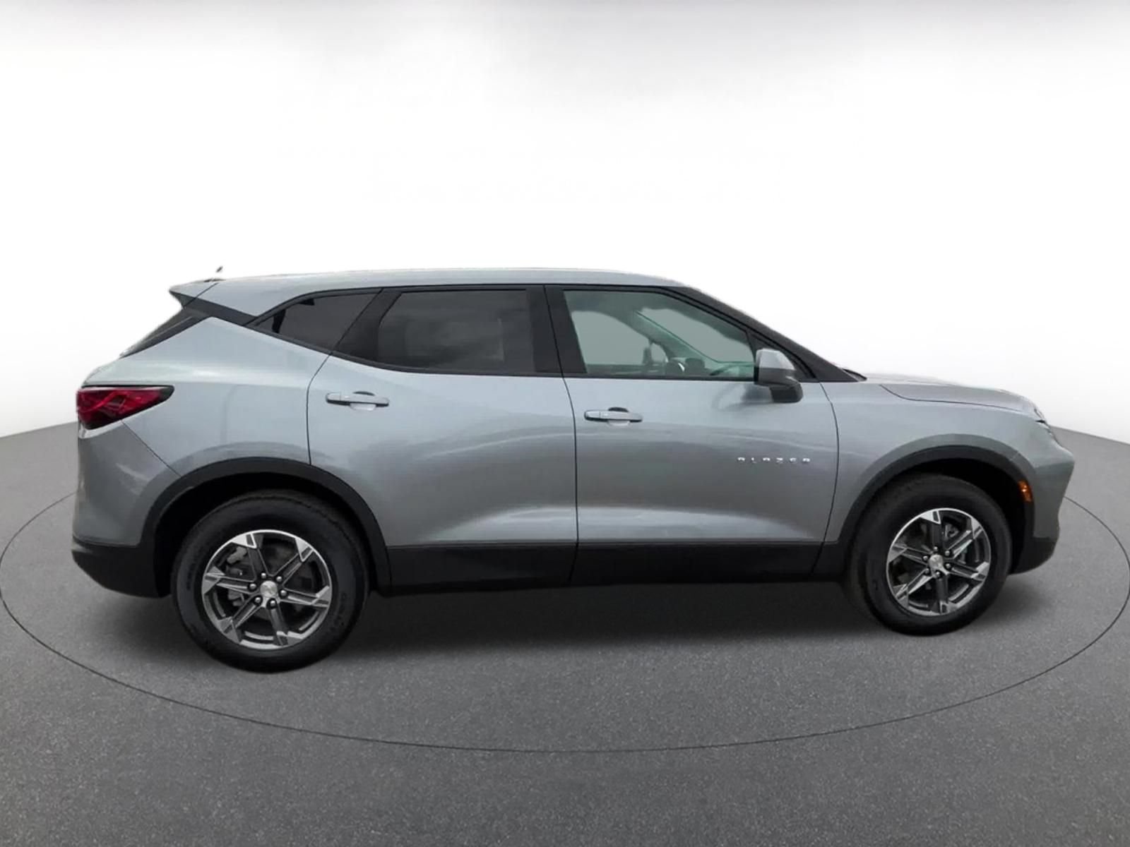 Thumbnail: 2025 Chevrolet Blazer - 13