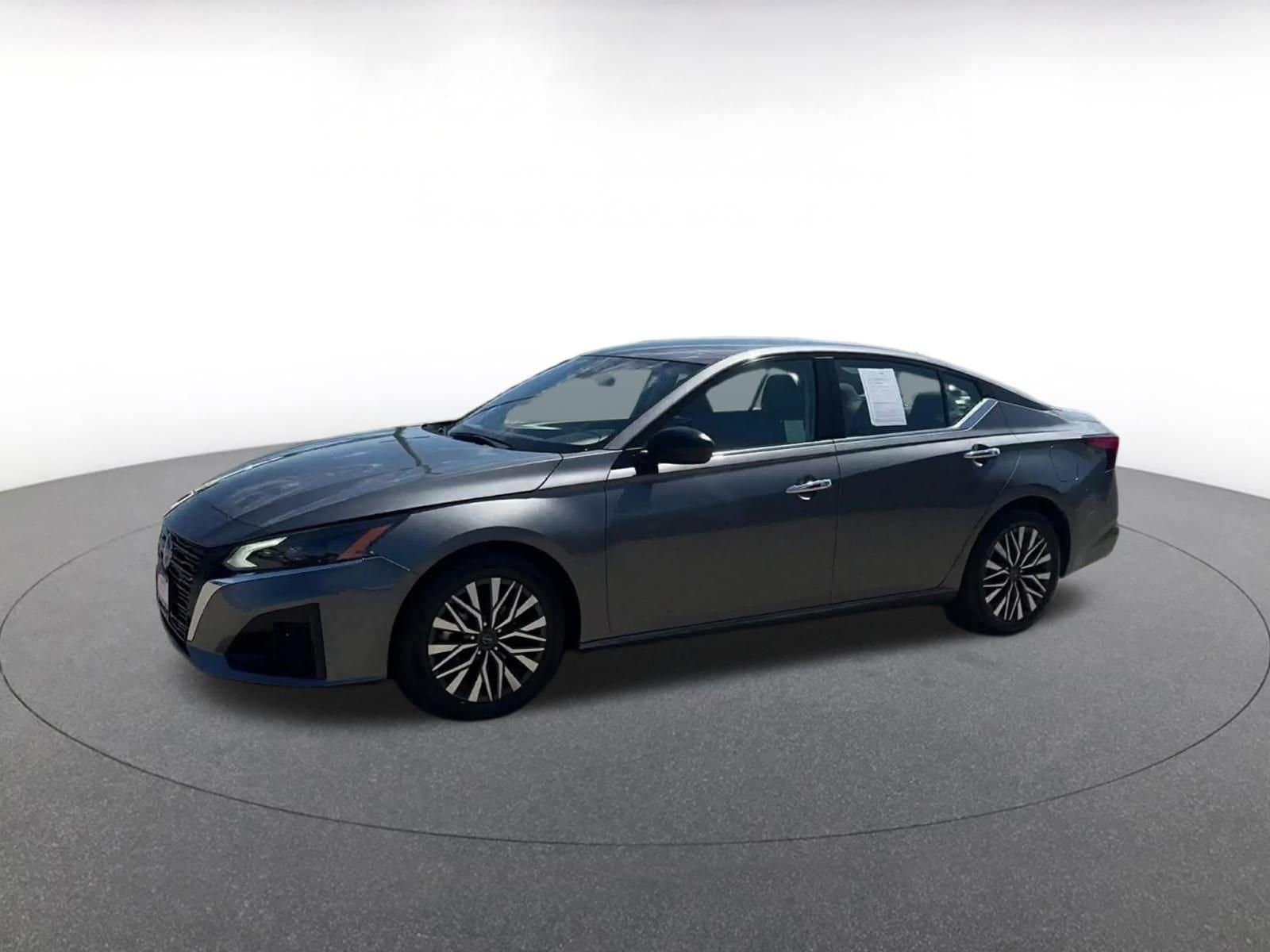 Thumbnail: 2024 Nissan Altima - 8