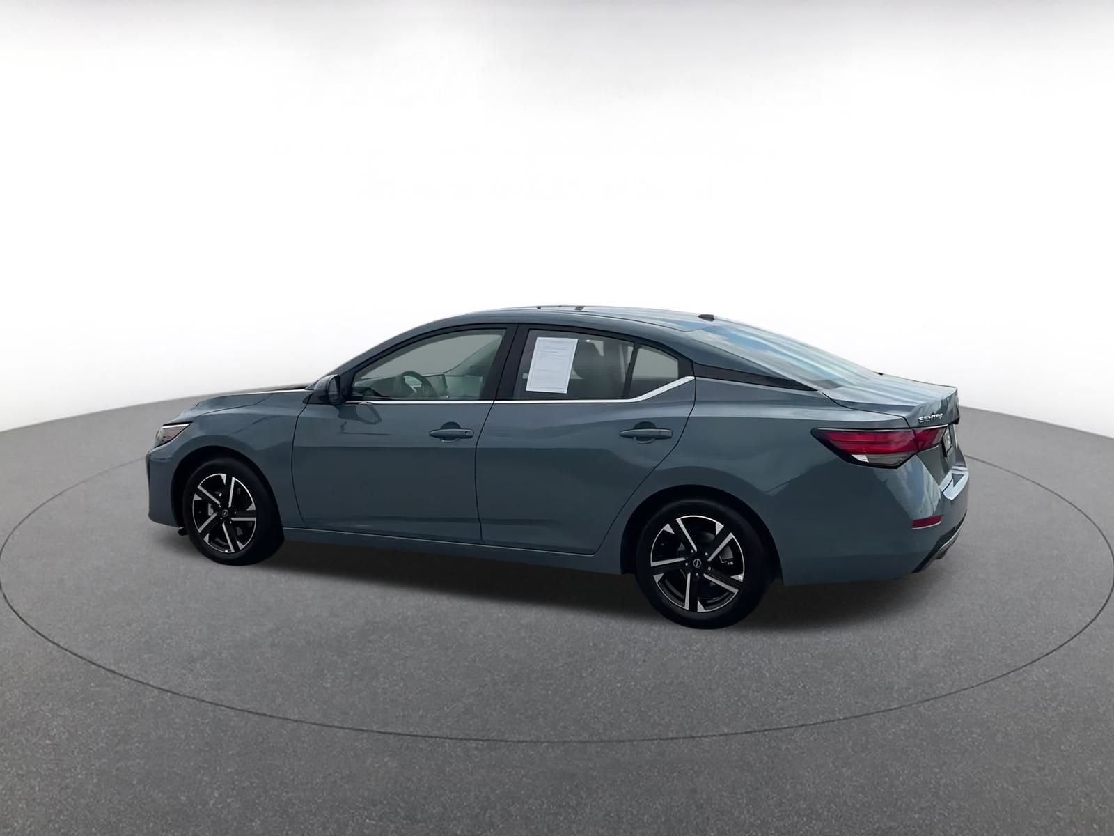 Thumbnail: 2024 Nissan Sentra - 10
