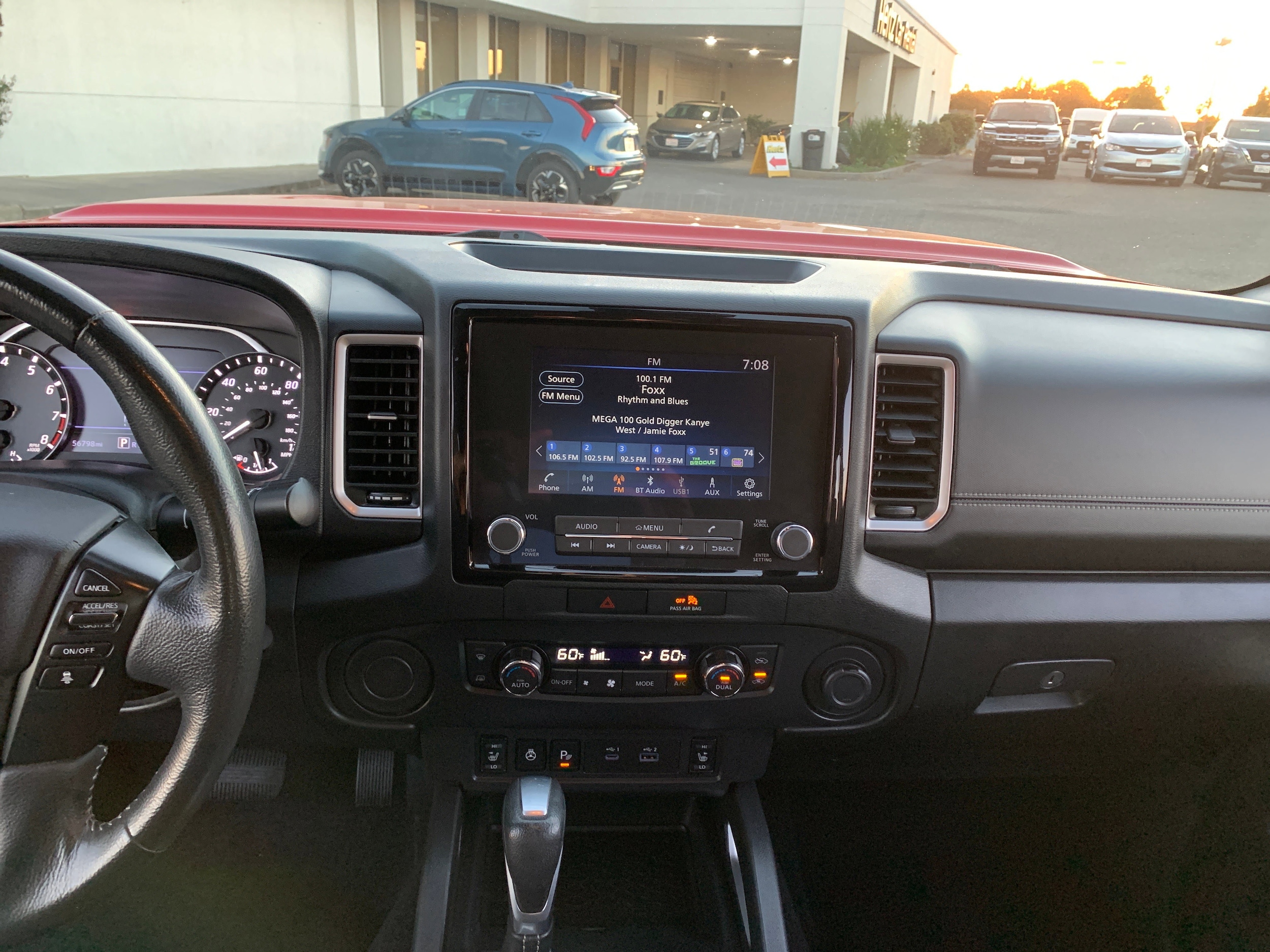 2022 Nissan Frontier SV 18