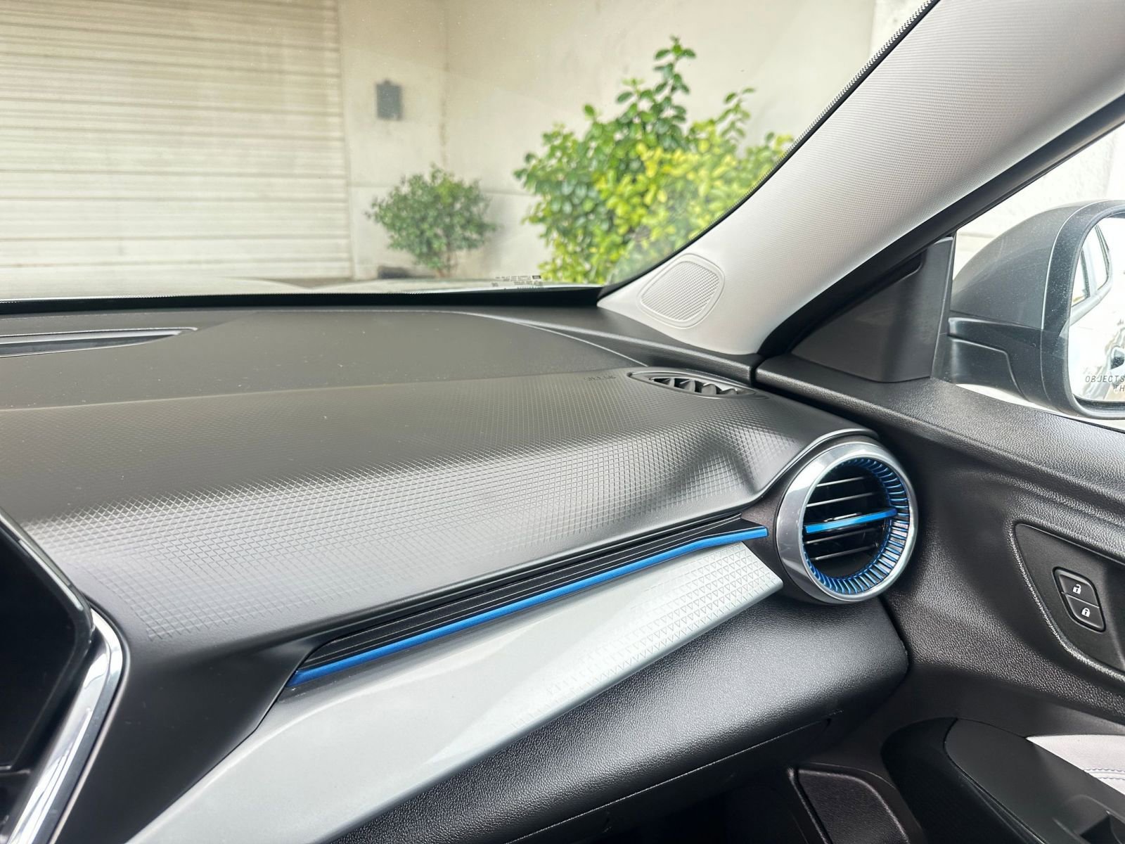 Thumbnail: 2025 Chevrolet Trax - 35