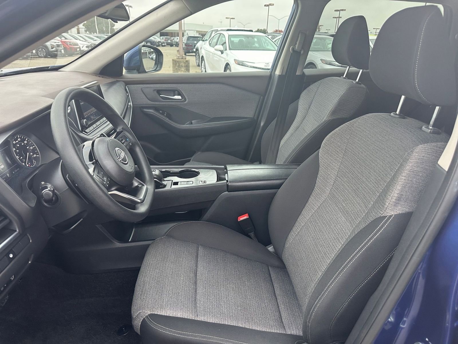 Thumbnail: 2023 Nissan Rogue - 28