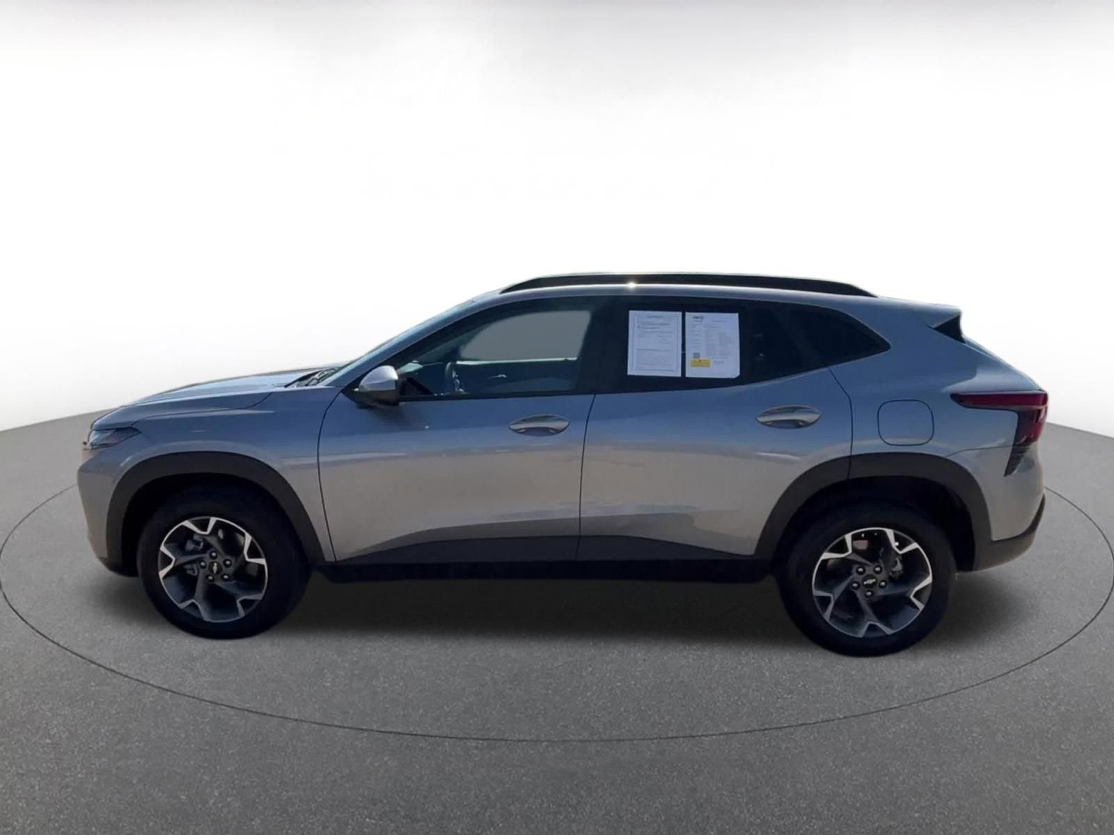 Thumbnail: 2025 Chevrolet Trax - 9
