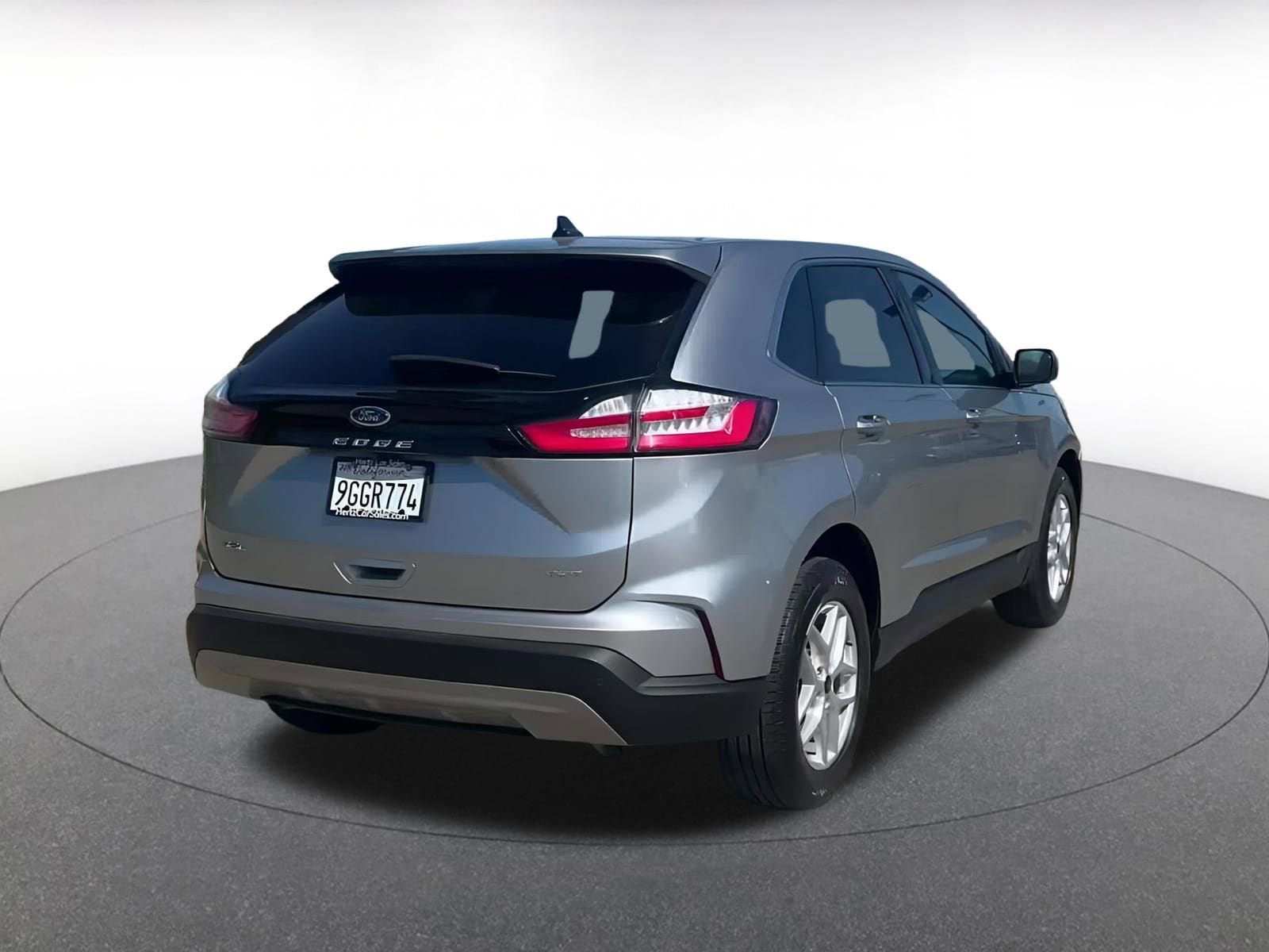 Thumbnail: 2023 Ford Edge - 14