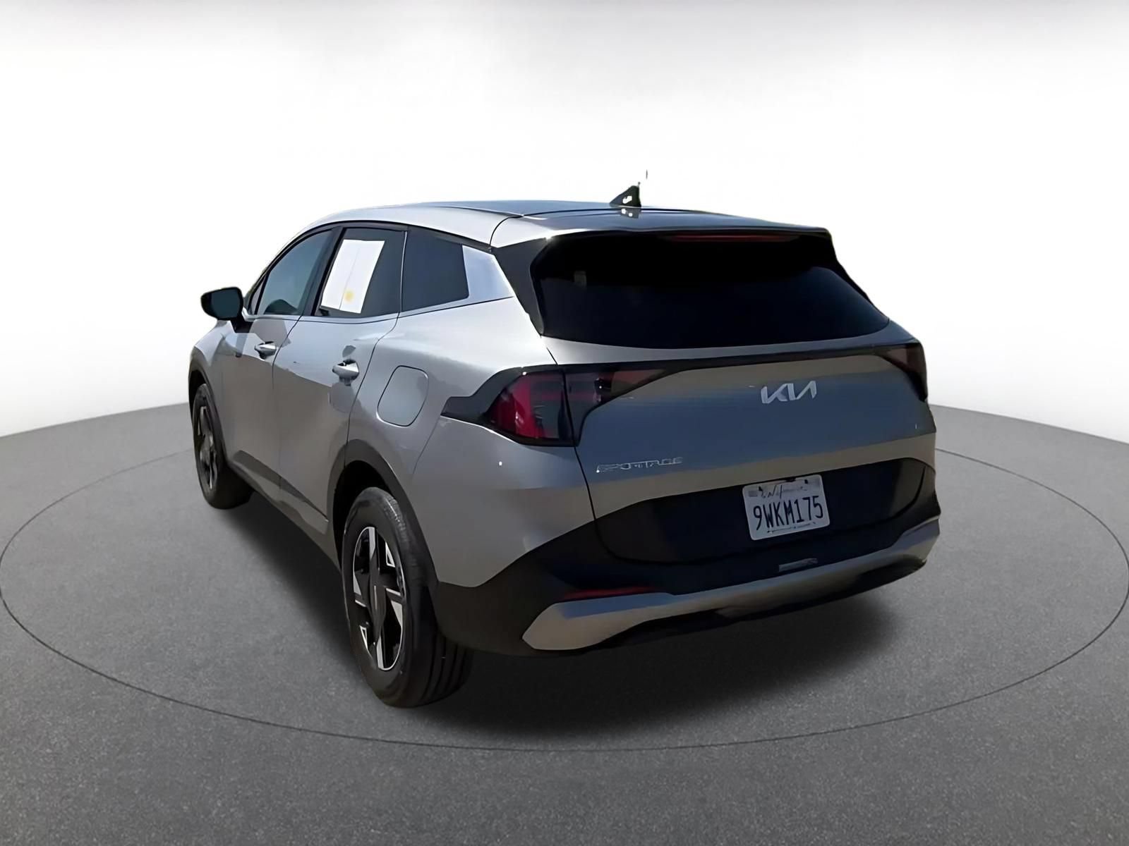 Thumbnail: 2026 Kia Sportage - 10