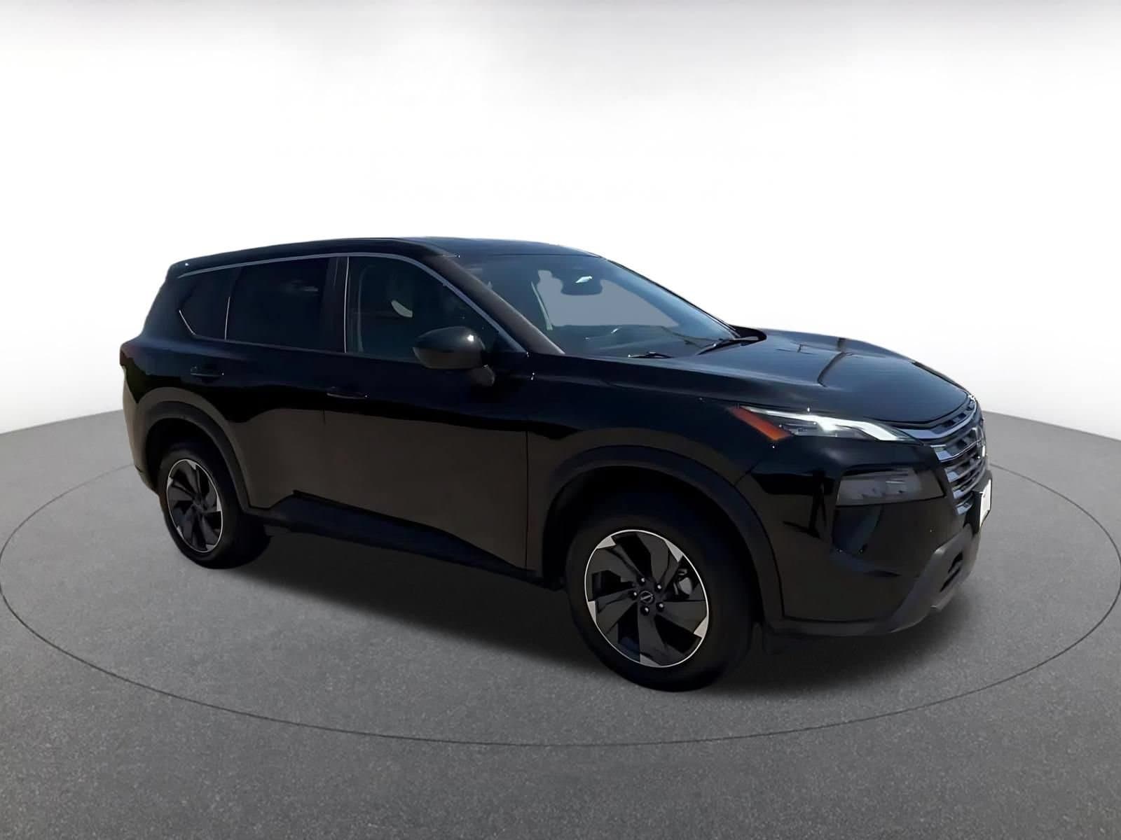 Thumbnail: 2025 Nissan Rogue - 2